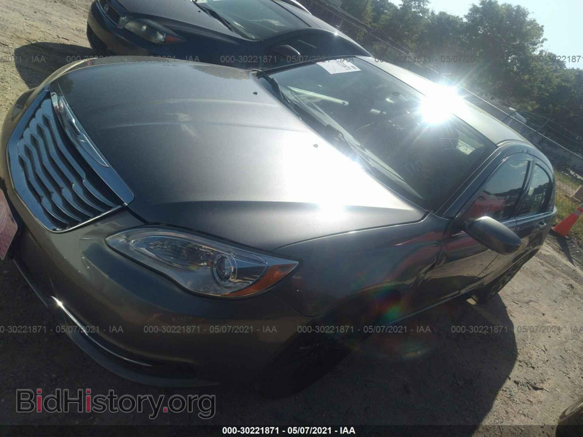 2012 CHRYSLER 200 - VIN: 1C3CCBAB5CN120792 - Фото 2