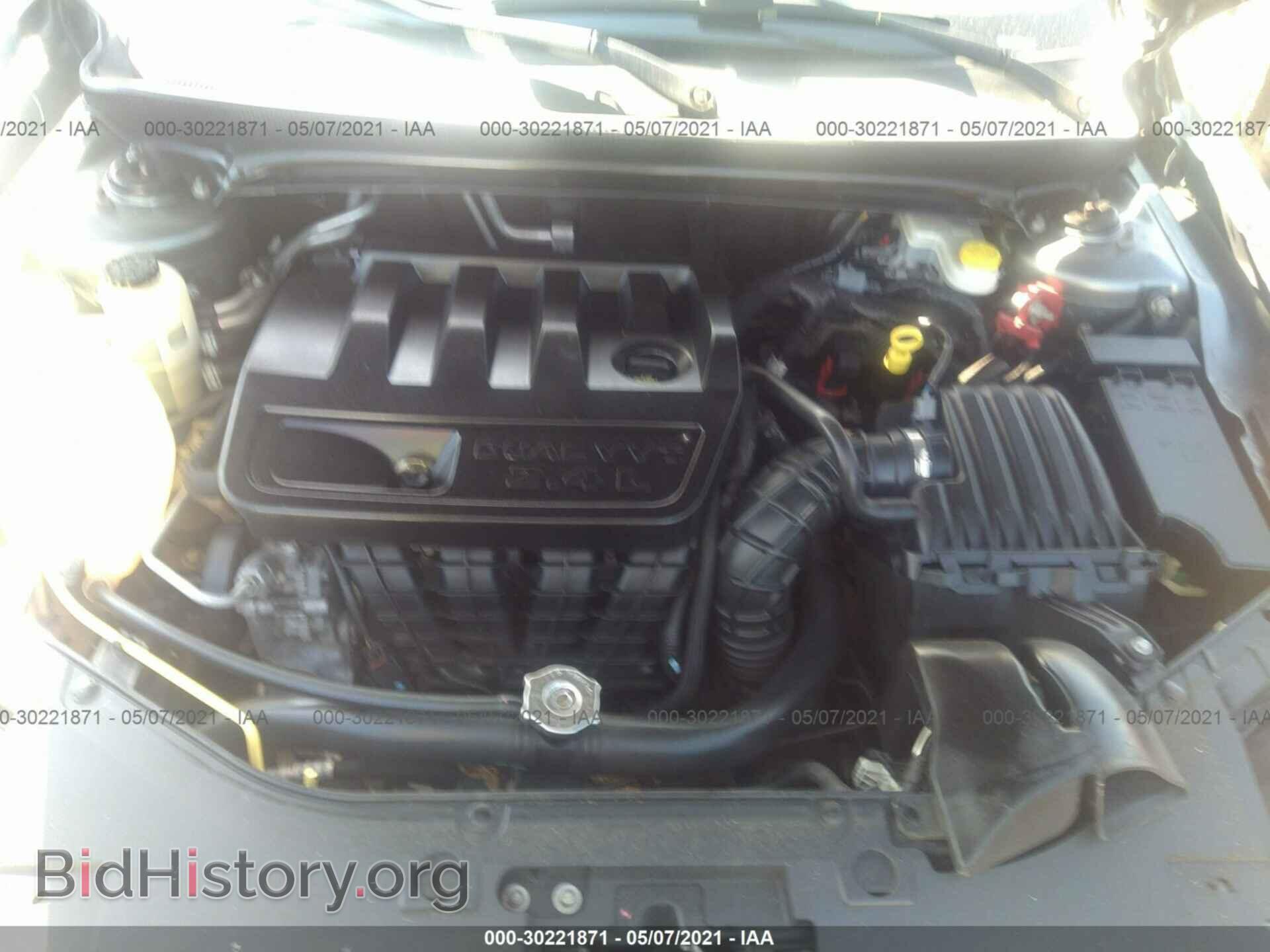2012 CHRYSLER 200 - VIN: 1C3CCBAB5CN120792 - Фото 10