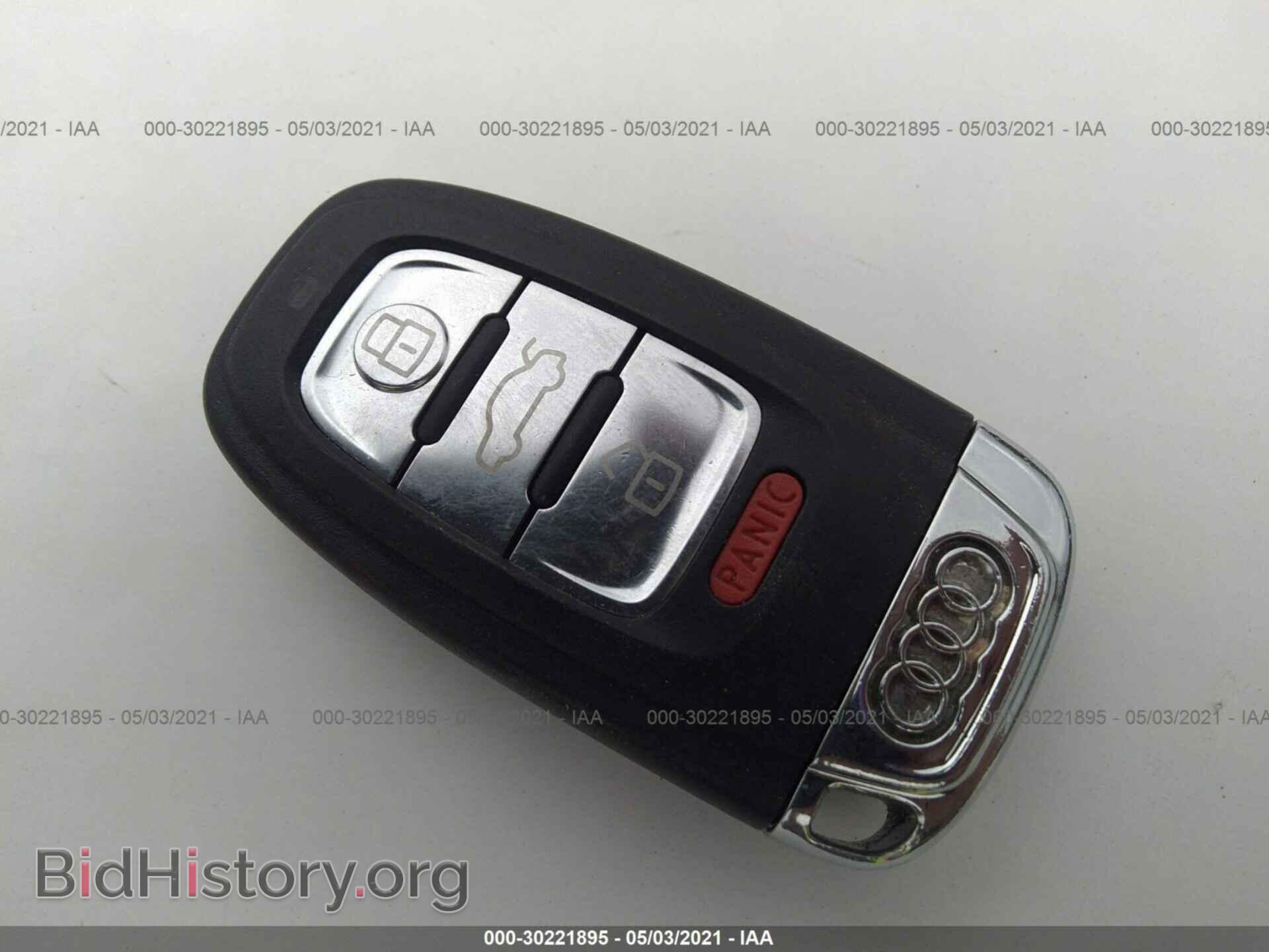 2010 AUDI A5 - VIN: WAUVFAFR8AA026032 - Фото 11