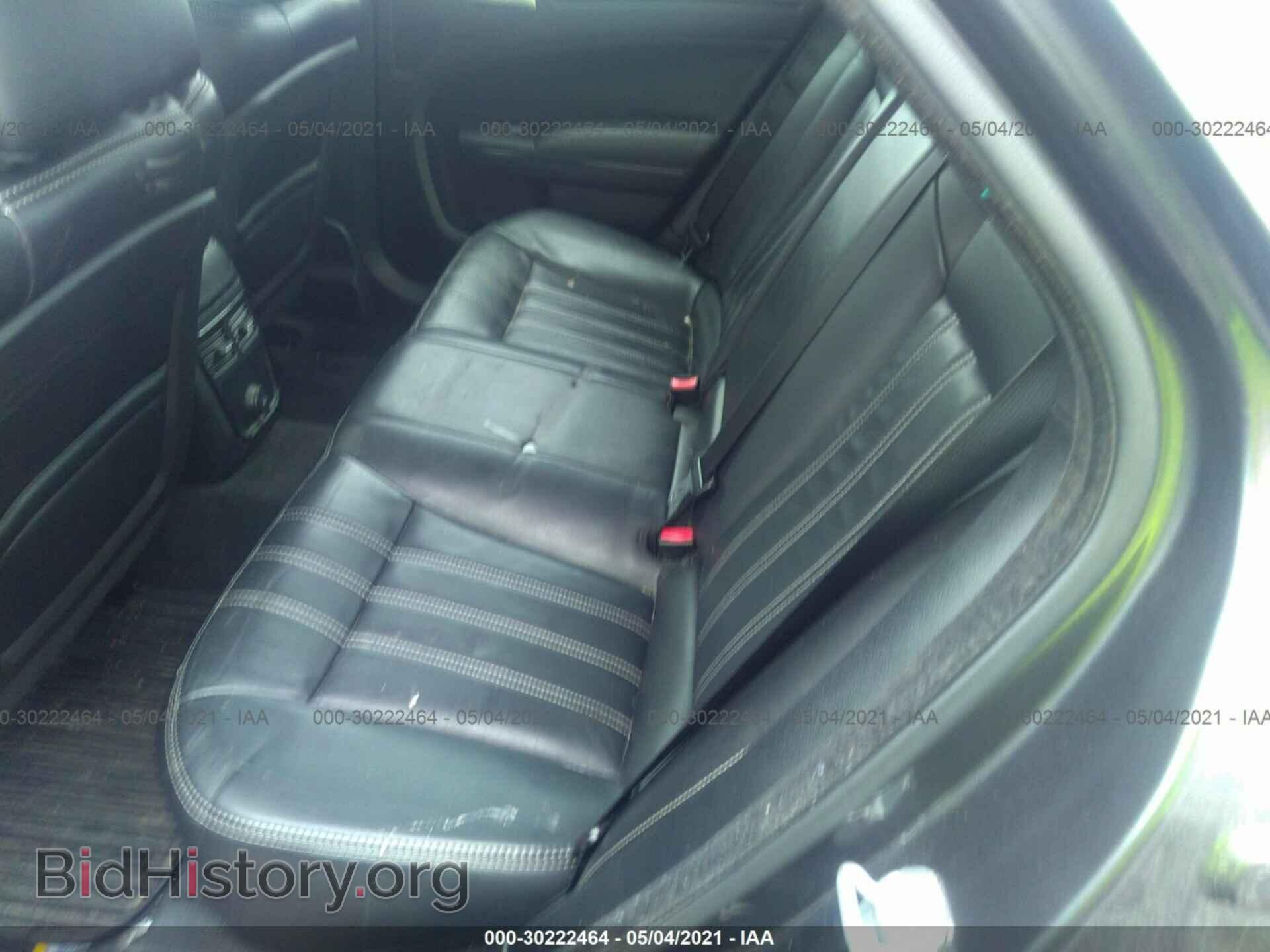 2013 CHRYSLER 300 - VIN: 2C3CCABT1DH630584 - Фото 8