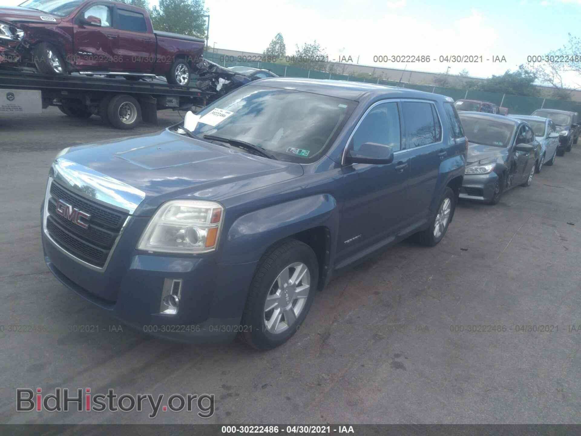 2011 GMC TERRAIN - VIN: 2CTFLREC1B6232551 - Photo 2