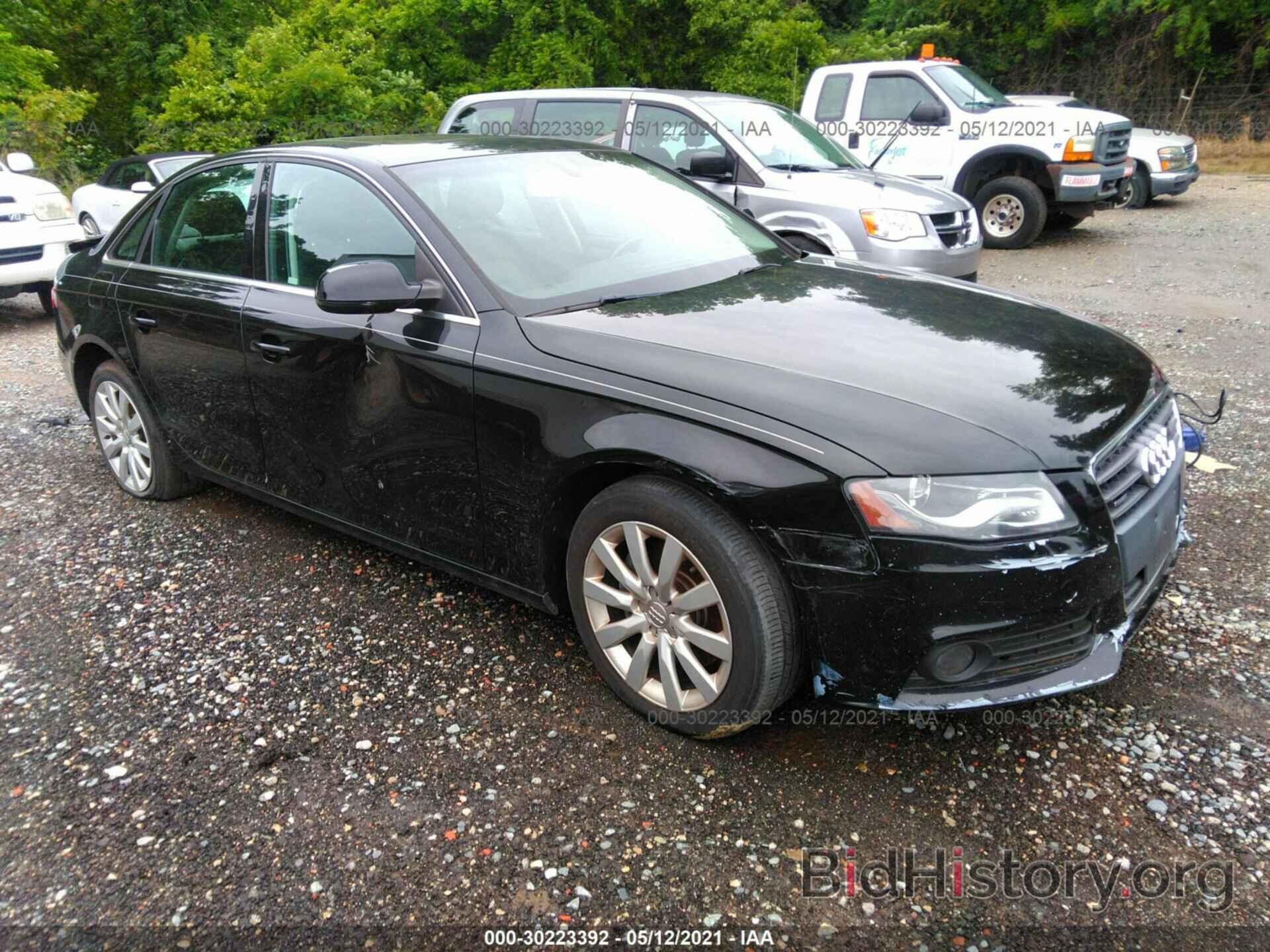 Photo WAUBFAFL2CA061103 - AUDI A4 2012