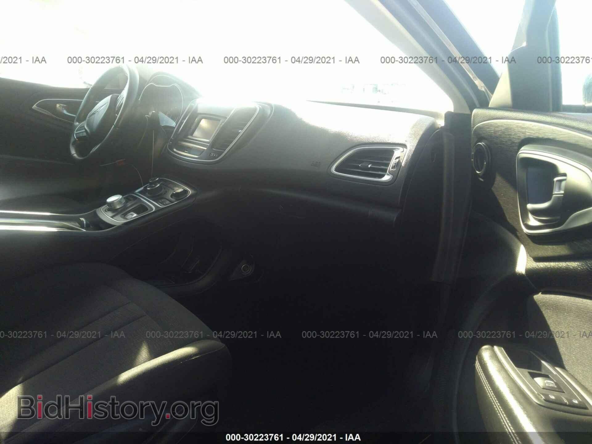 2015 CHRYSLER 200 - VIN: 1C3CCCAB5FN660461 - Фото 5
