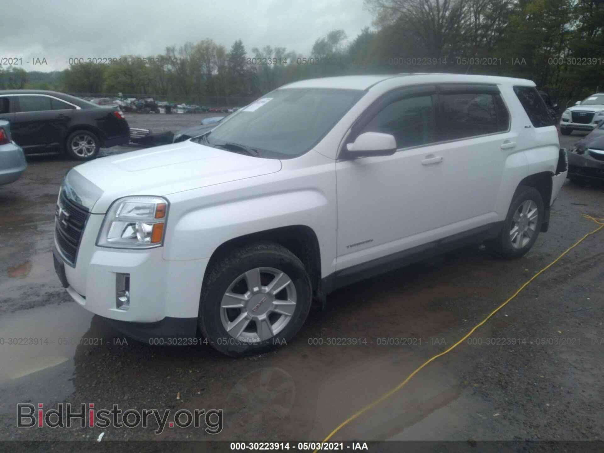 2013 GMC TERRAIN - VIN: 2GKFLREK5D6432052 - Photo 2