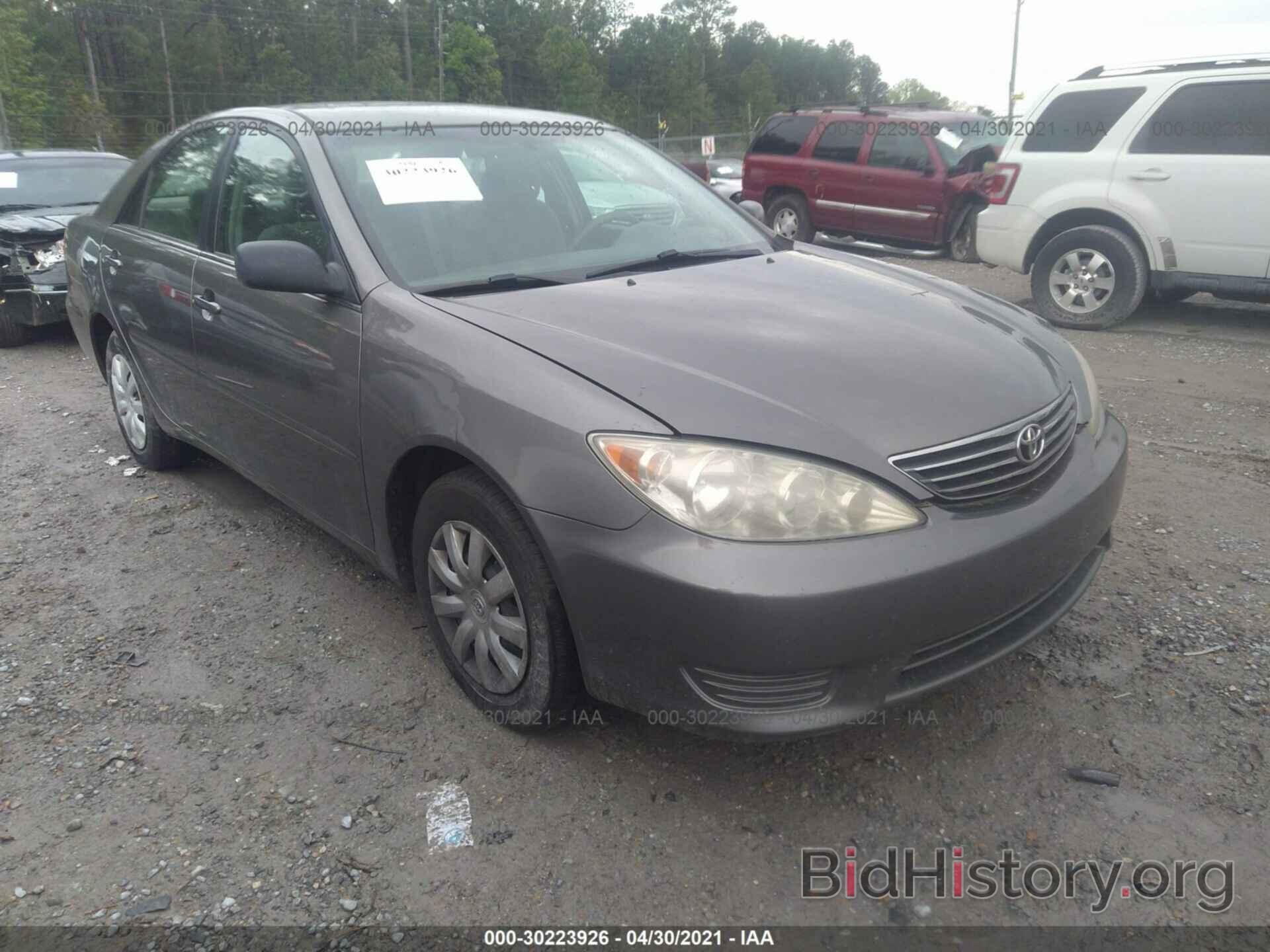 Photo 4T1BE32KX6U736757 - TOYOTA CAMRY 2006