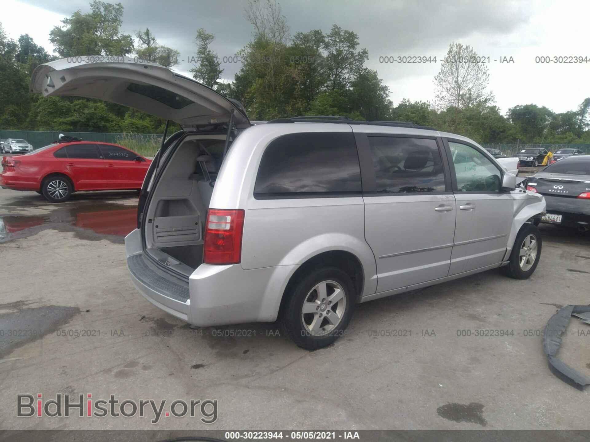 2010 DODGE GRAND CARAVAN - VIN: 2D4RN5D13AR121592 - Фото 4