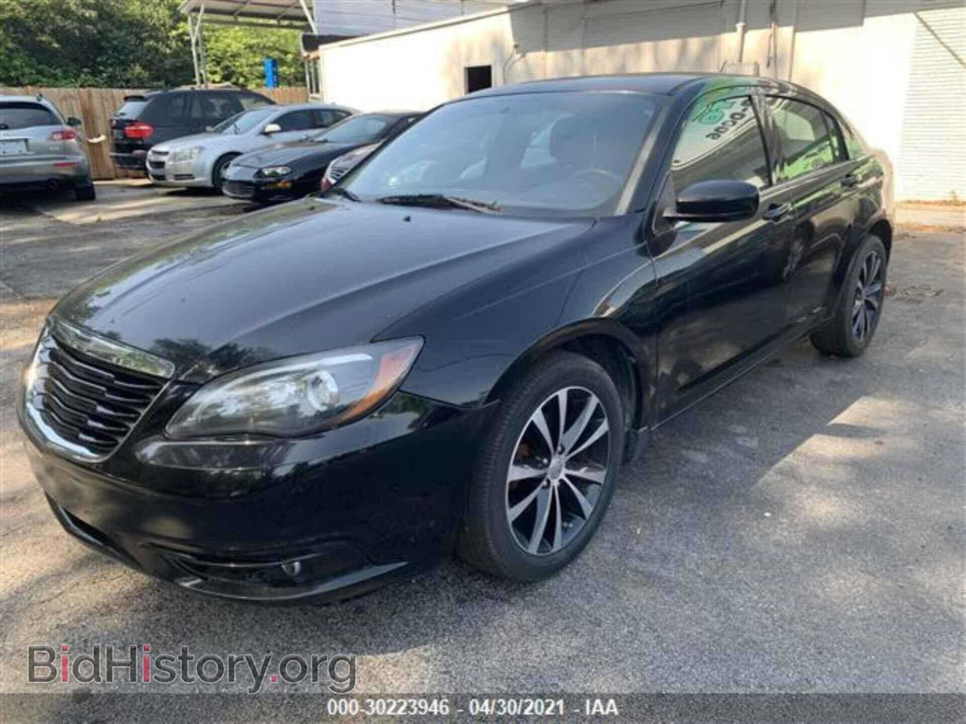 2013 CHRYSLER 200 - VIN: 1C3CCBBB6DN505827 - Фото 2