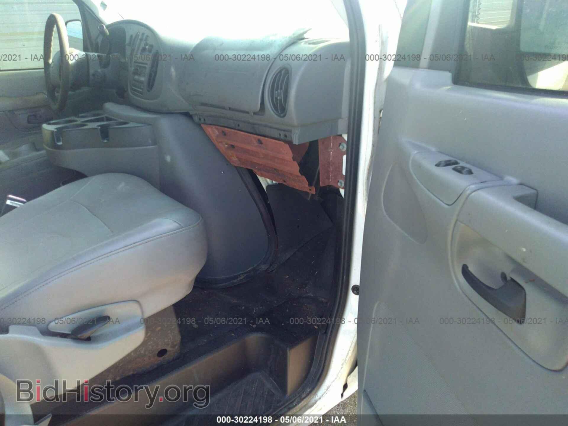 2006 FORD ECONOLINE CARGO VAN - VIN: 1FTNE24W96HA59995 - Photo 5