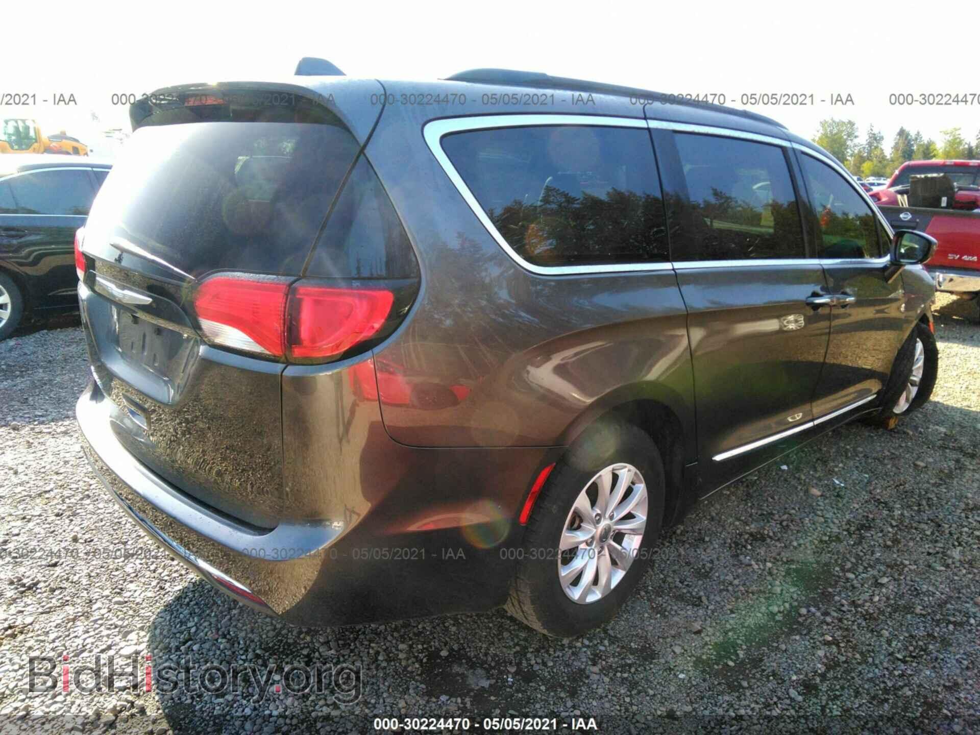 2017 CHRYSLER PACIFICA - VIN: 2C4RC1BG1HR642419 - Фото 4