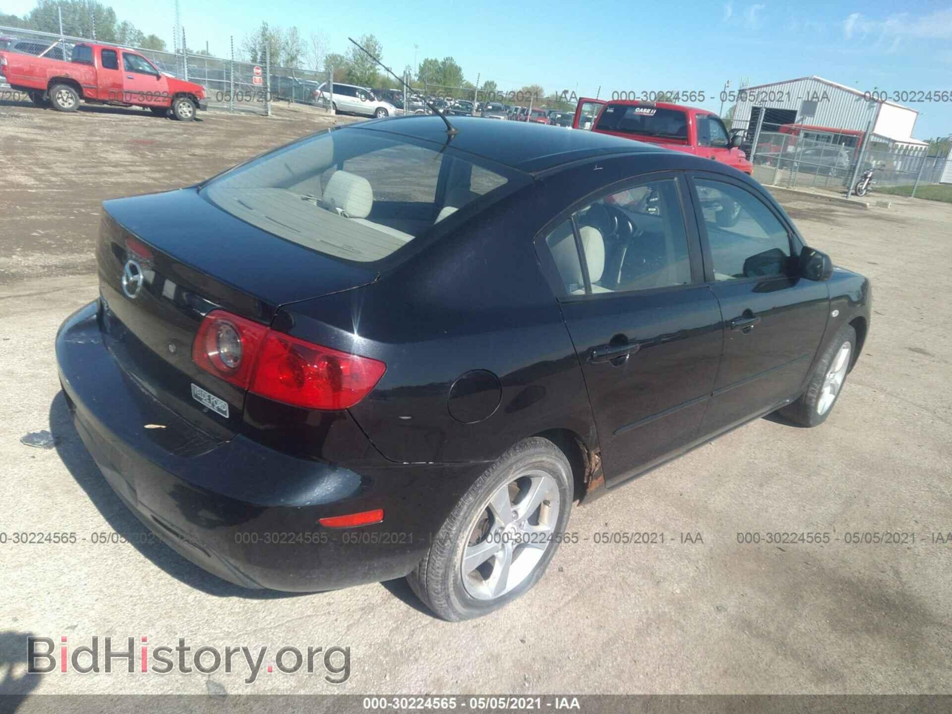 2006 MAZDA MAZDA3 - VIN: JM1BK12FX61498480 - Фото 4