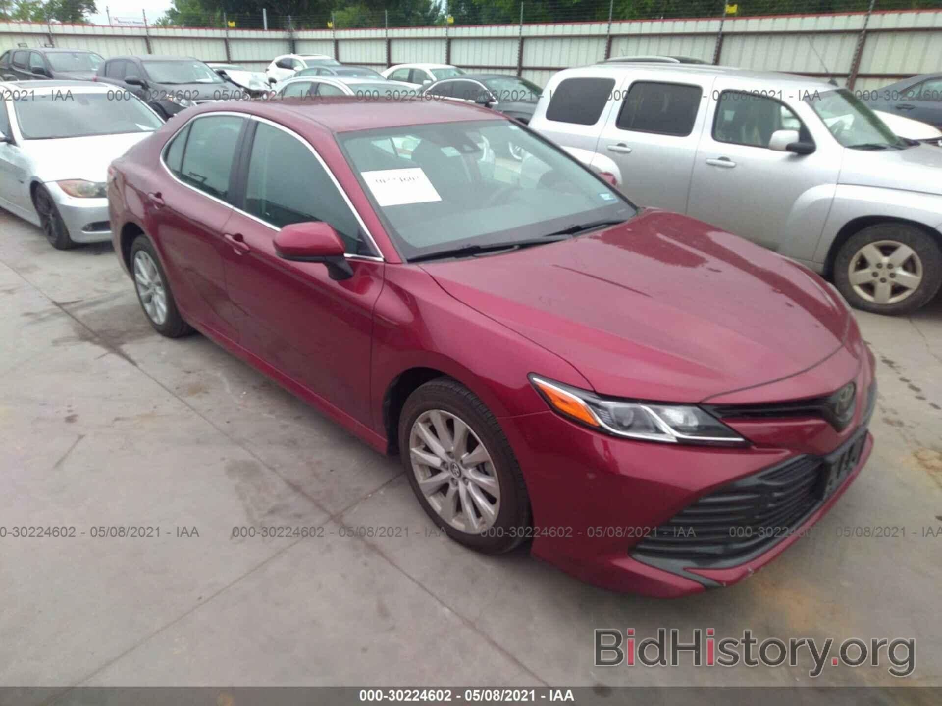 Photo 4T1B11HK9KU695474 - TOYOTA CAMRY 2019