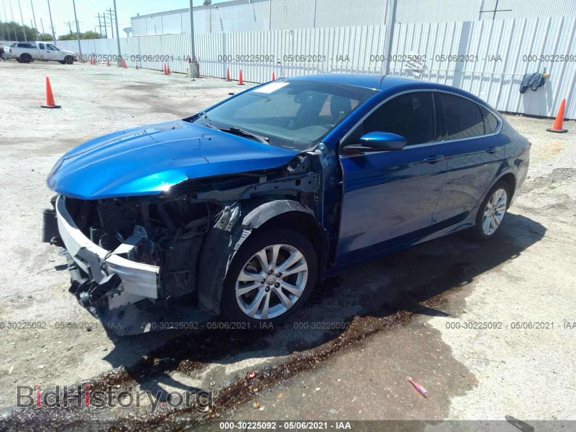 2015 CHRYSLER 200 - VIN: 1C3CCCAB7FN609687 - Фото 2
