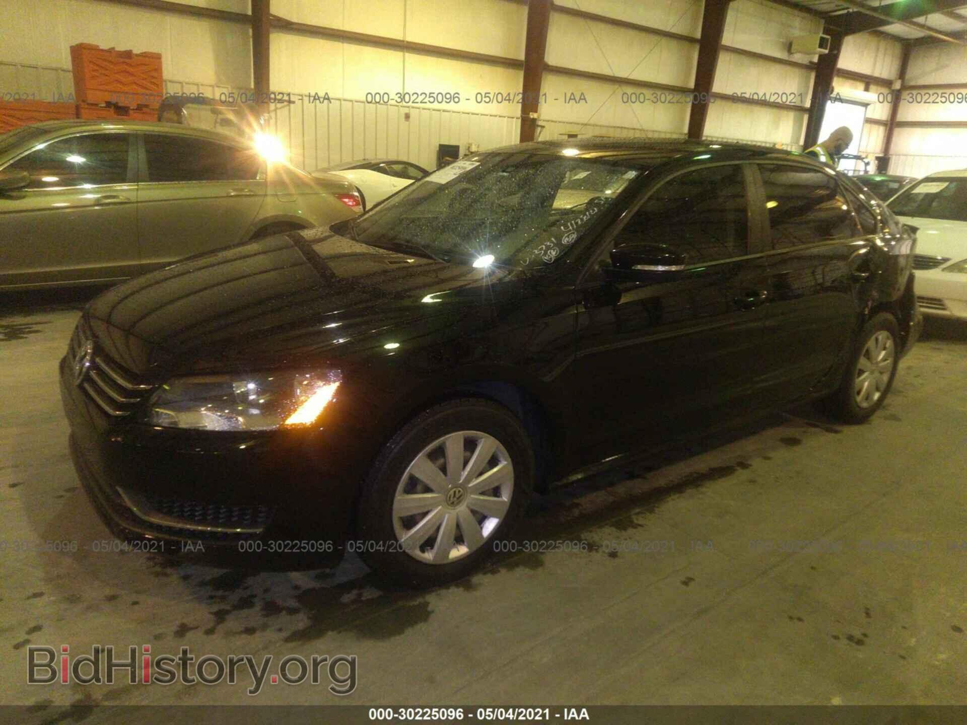 2013 VOLKSWAGEN PASSAT - VIN: 1VWAP7A35DC023731 - Фото 2