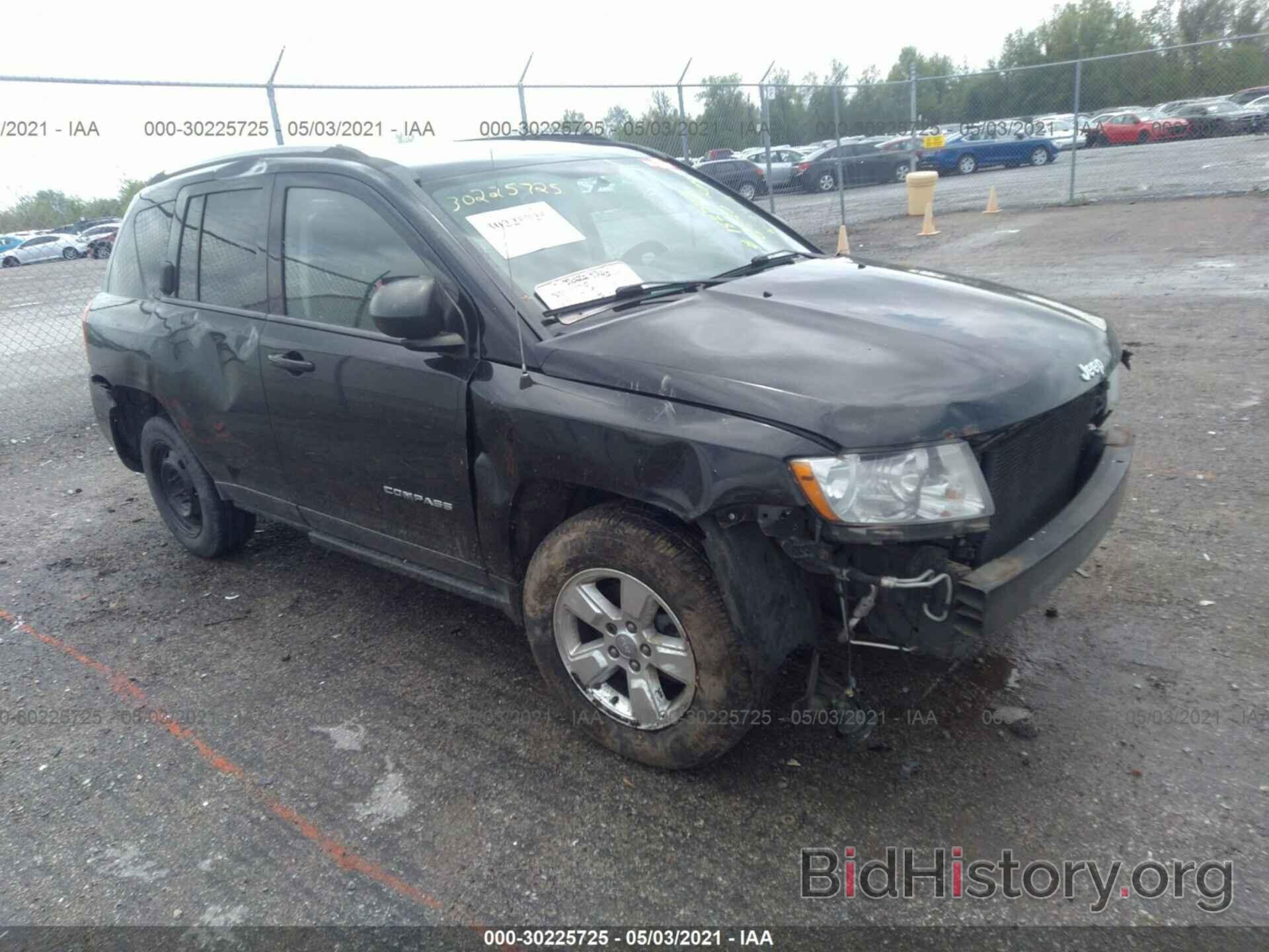 Photo 1C4NJCBA6DD264817 - JEEP COMPASS 2013