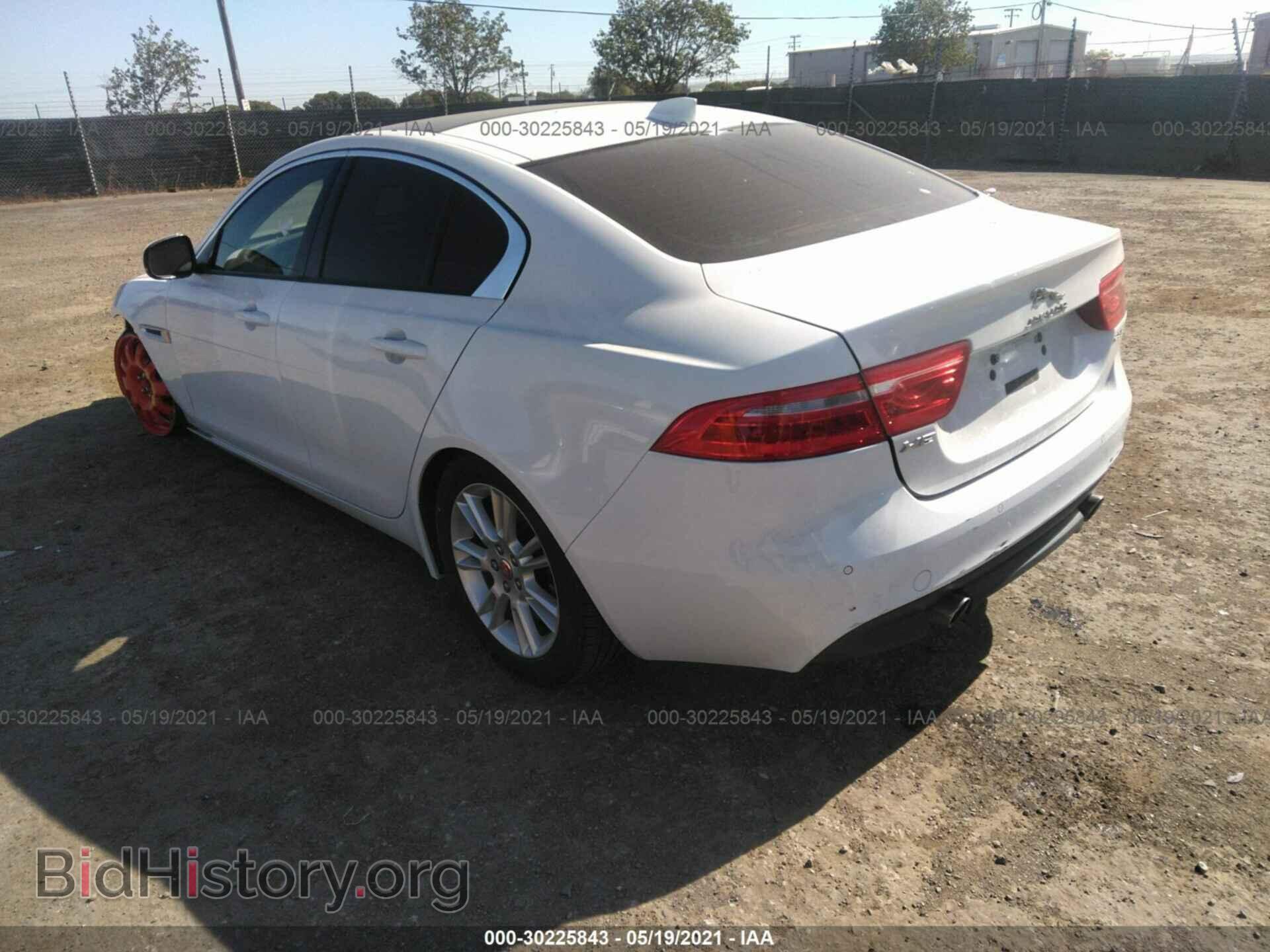 2017 JAGUAR XE - VIN: SAJAD4BG2HA976024 - Фото 3