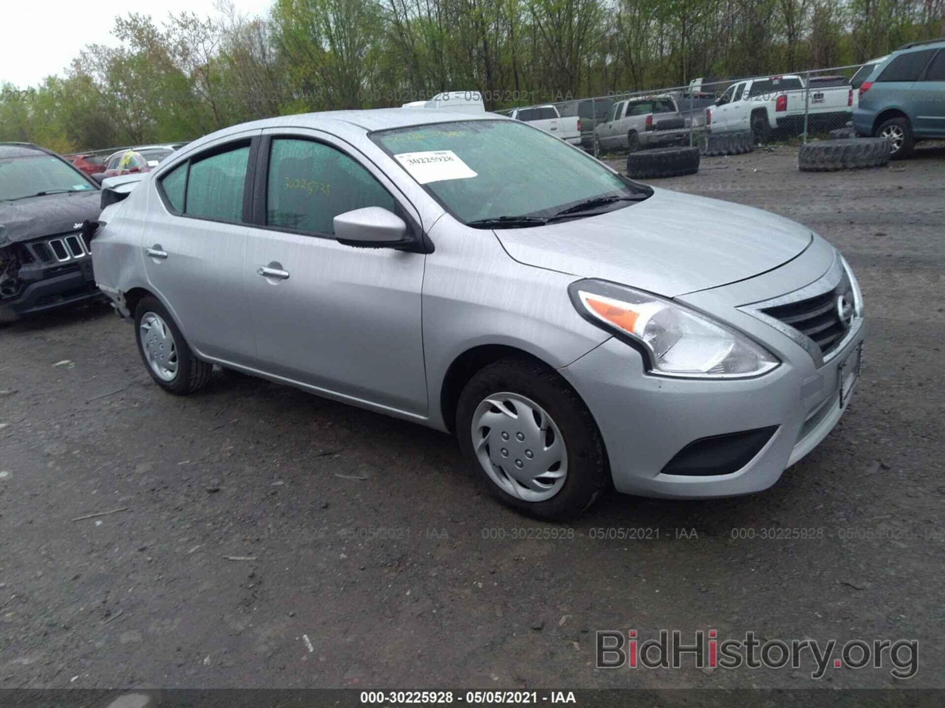 Фотография 3N1CN7AP7JL806332 - NISSAN VERSA SEDAN 2018