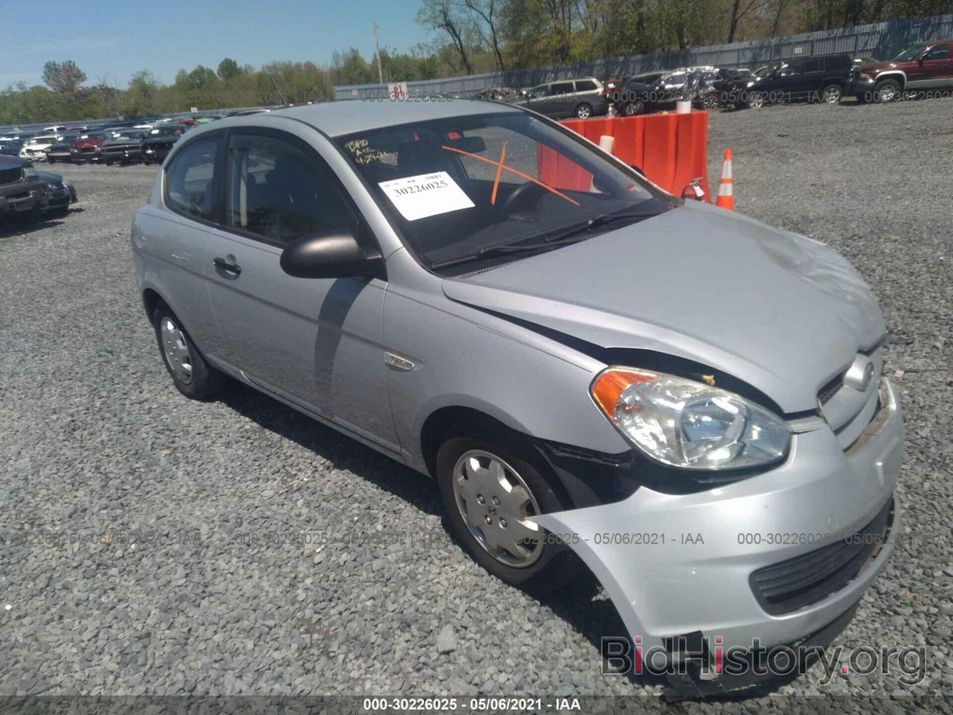 Photo KMHCM36CX8U084557 - HYUNDAI ACCENT 2008