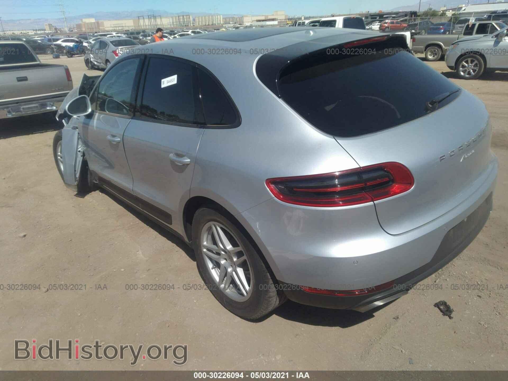 2017 PORSCHE MACAN - VIN: WP1AA2A57HLB00550 - Photo 3