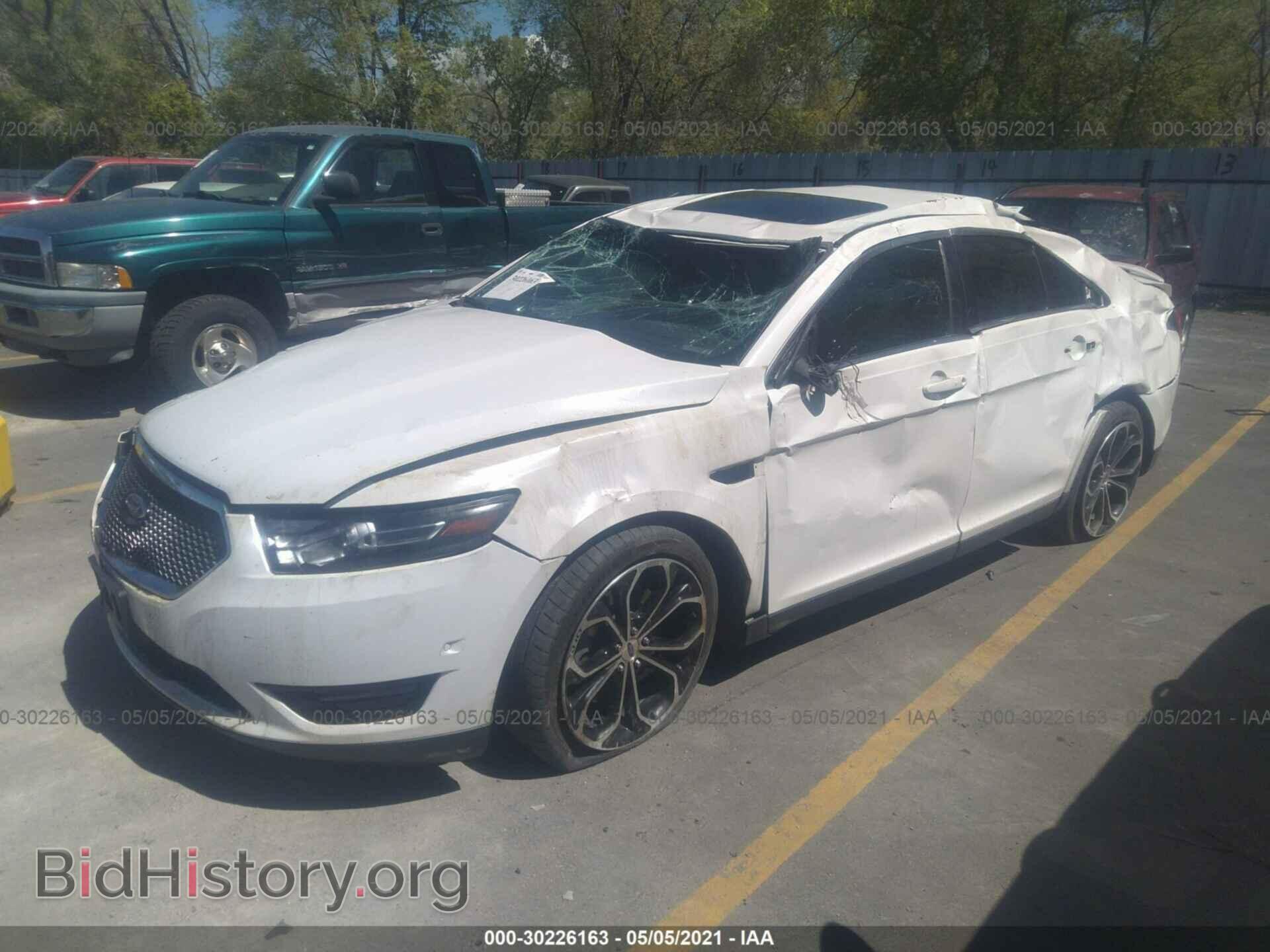 2015 FORD TAURUS - VIN: 1FAHP2KT3FG190061 - Фото 2