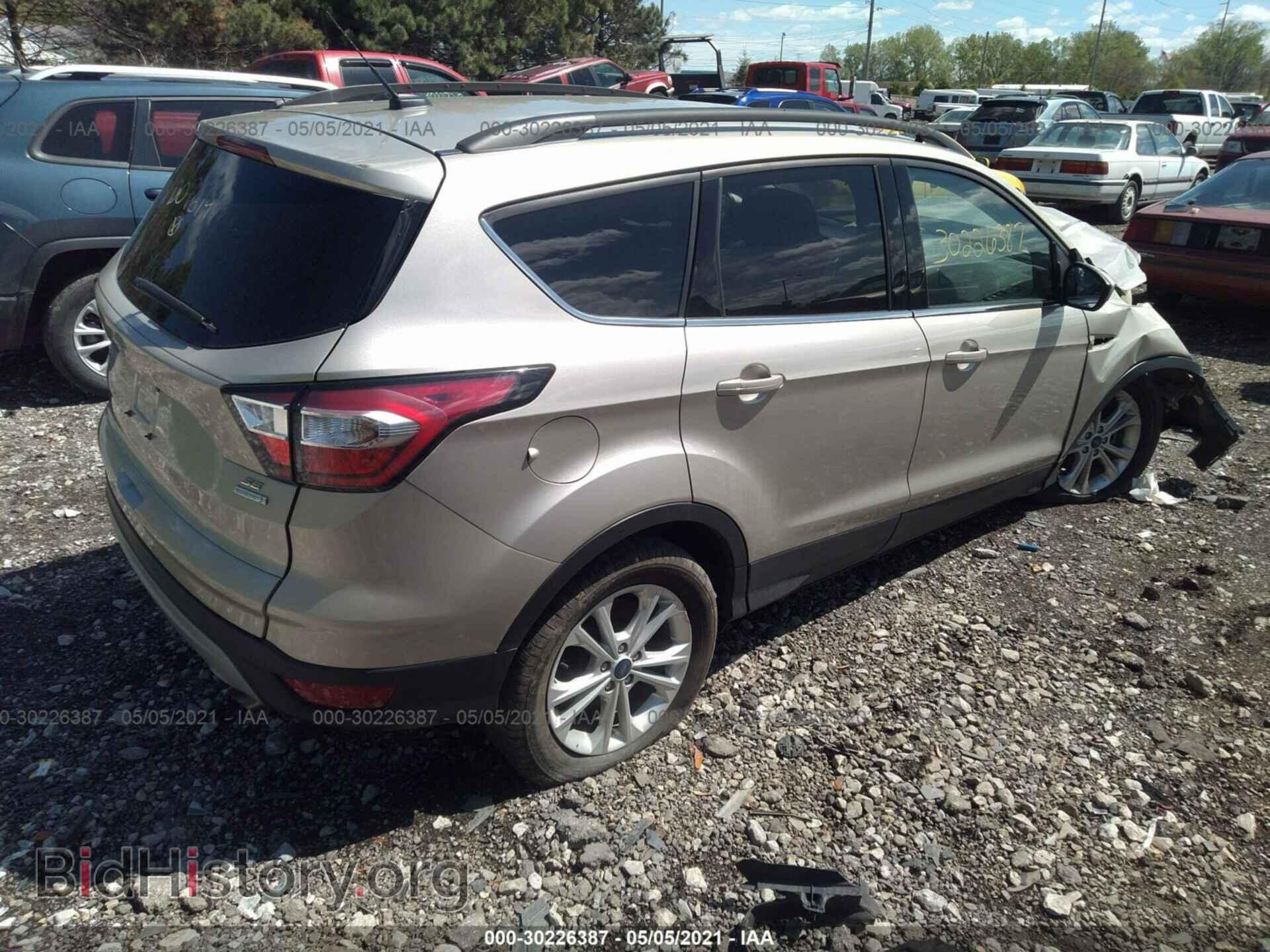 2017 FORD ESCAPE - VIN: 1FMCU0GD8HUD09614 - Фото 4