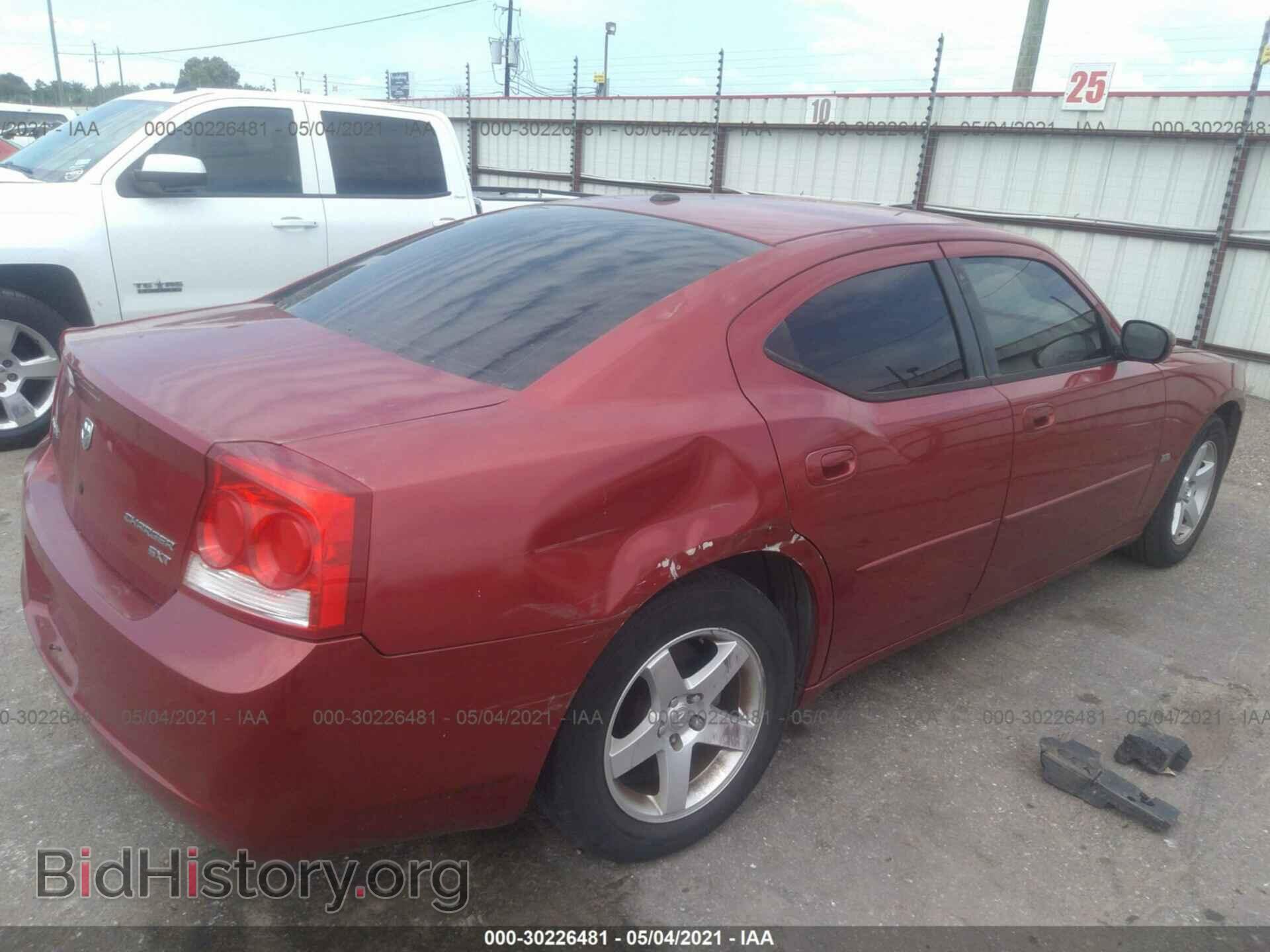 2010 DODGE CHARGER - VIN: 2B3CA3CV3AH302500 - Photo 4