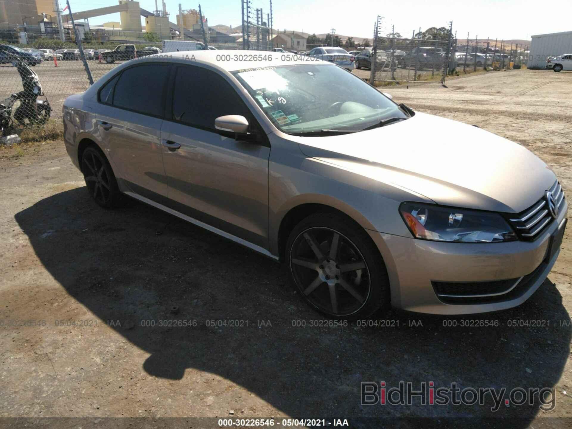 Photo 1VWAT7A30FC013428 - VOLKSWAGEN PASSAT 2015