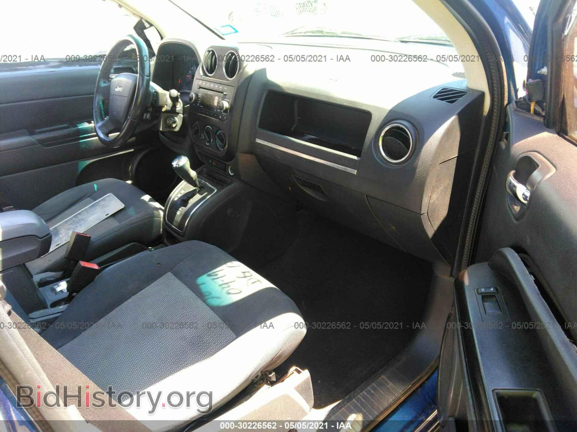 2009 JEEP COMPASS - VIN: 1J4FF47B39D217937 - Фото 5