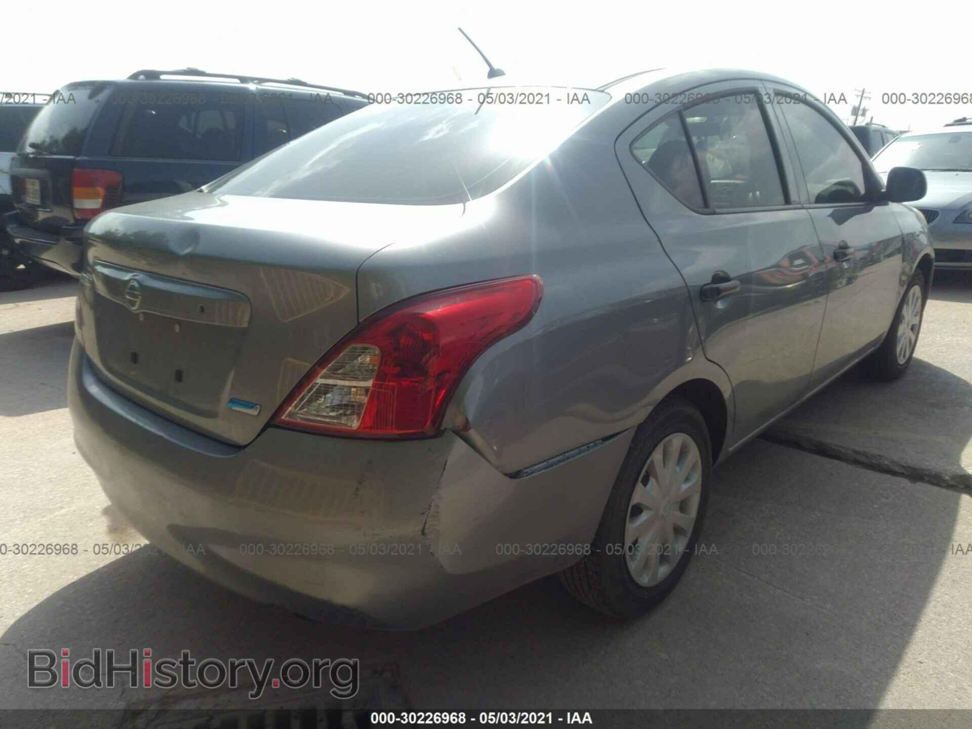 2012 NISSAN VERSA - VIN: 3N1CN7APXCL808403 - Фото 4