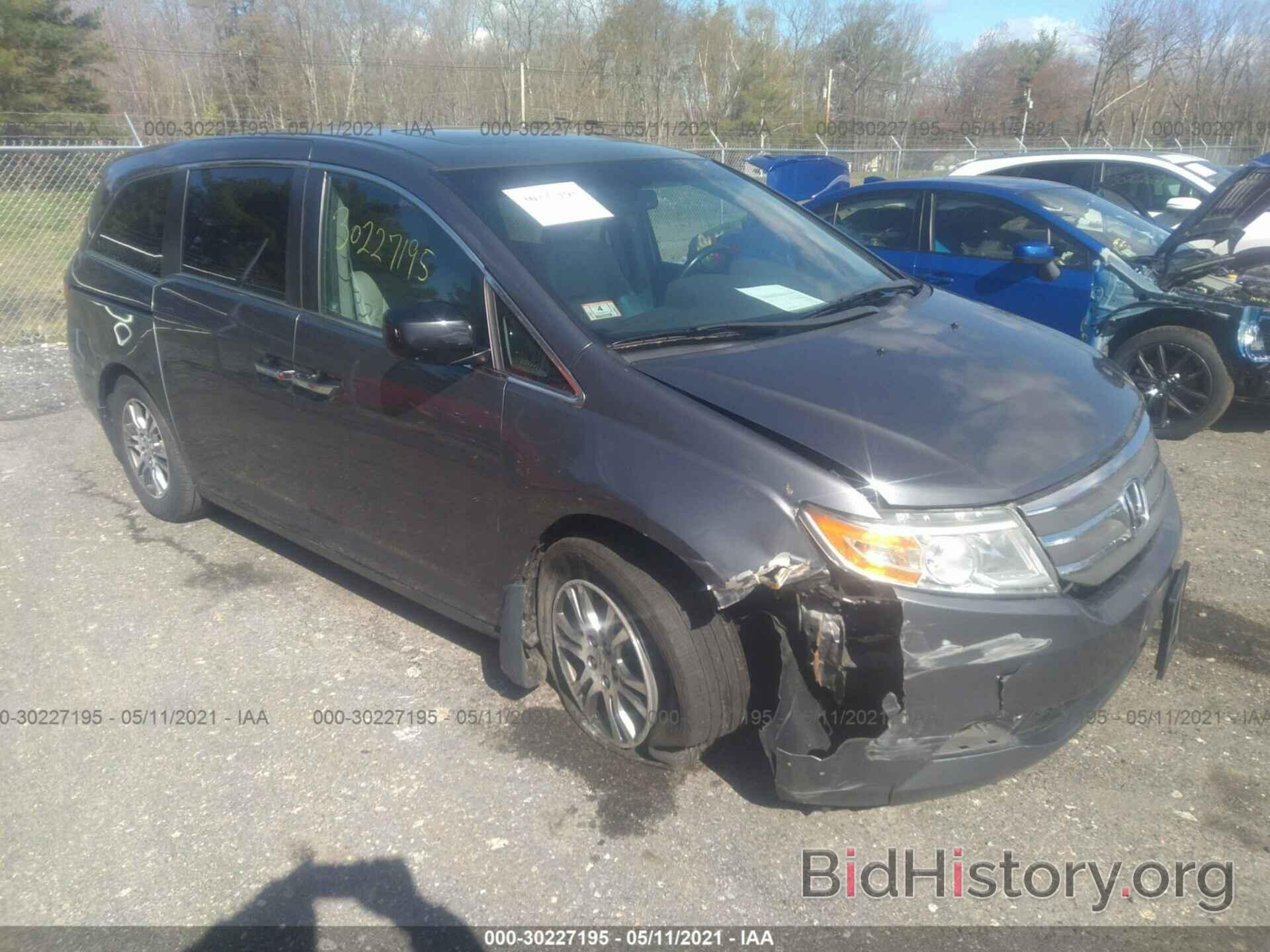 Photo 5FNRL5H6XBB070873 - HONDA ODYSSEY 2011