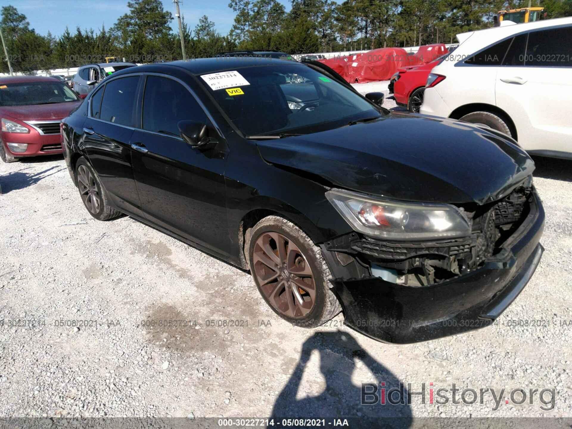 Photo 1HGCR2E56DA186888 - HONDA ACCORD SDN 2013