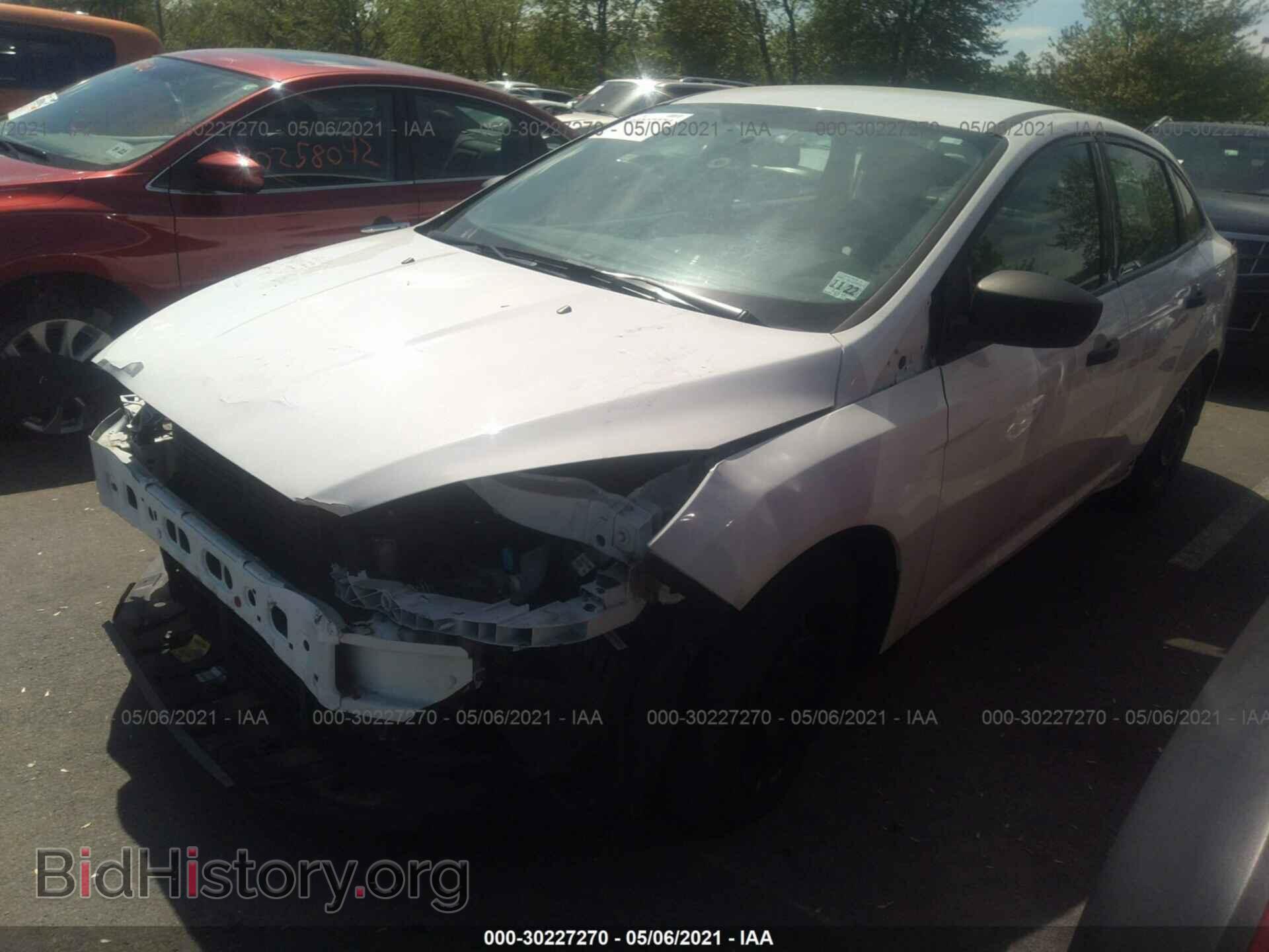 2017 FORD FOCUS - VIN: 1FADP3E24HL335710 - Photo 2