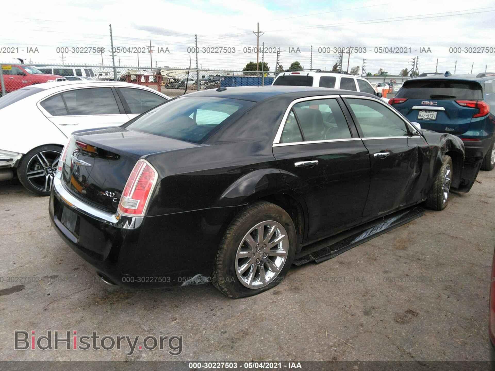 2014 CHRYSLER 300 - VIN: 2C3CCAEG5EH252804 - Фото 4