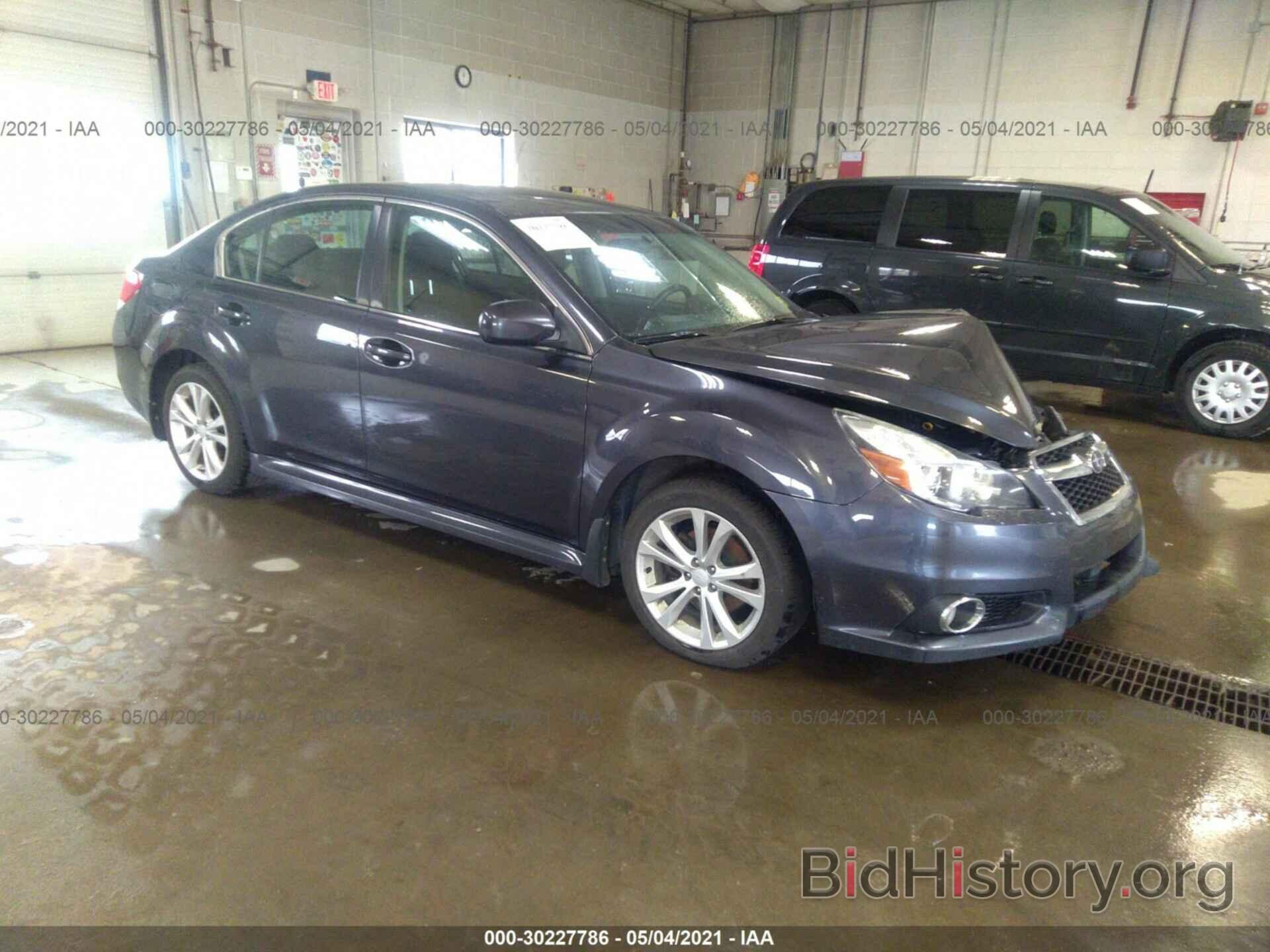 Photo 4S3BMBC69D3017599 - SUBARU LEGACY 2013