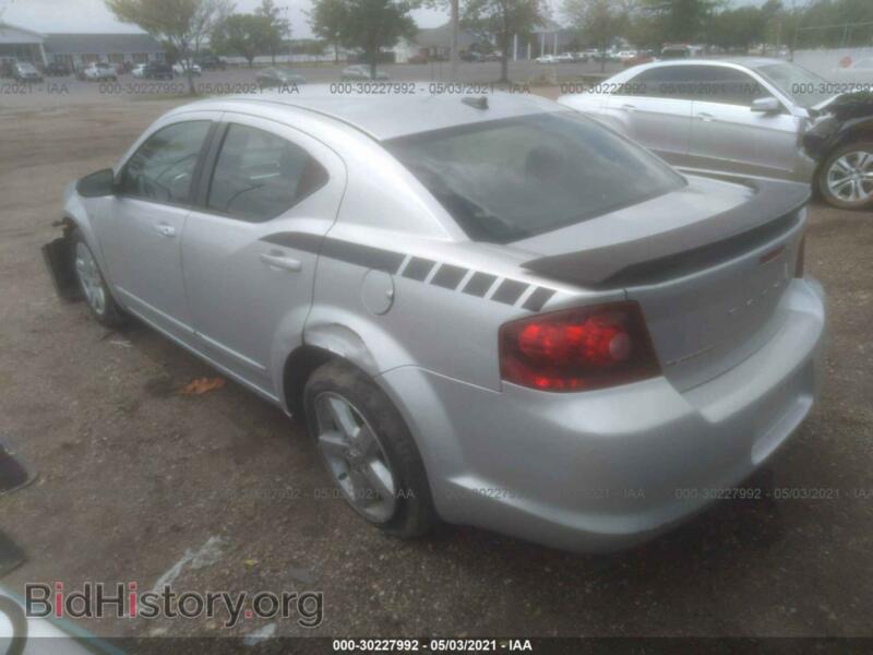 2011 Dodge AVENGER (VIN 1B3BD4FB8BN540703) — фото 3 из 10