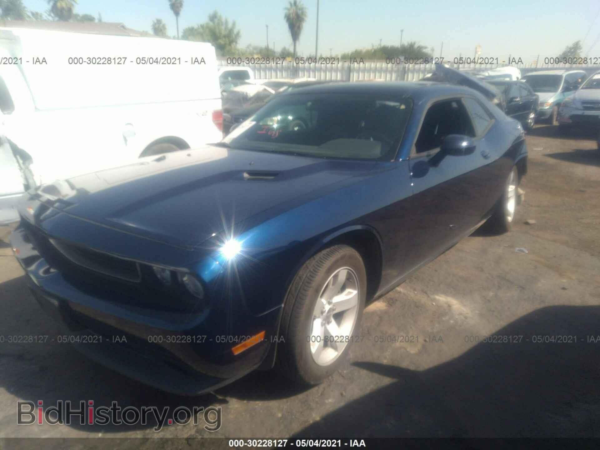 2014 DODGE CHALLENGER - VIN: 2C3CDYAG3EH153071 - Фото 2