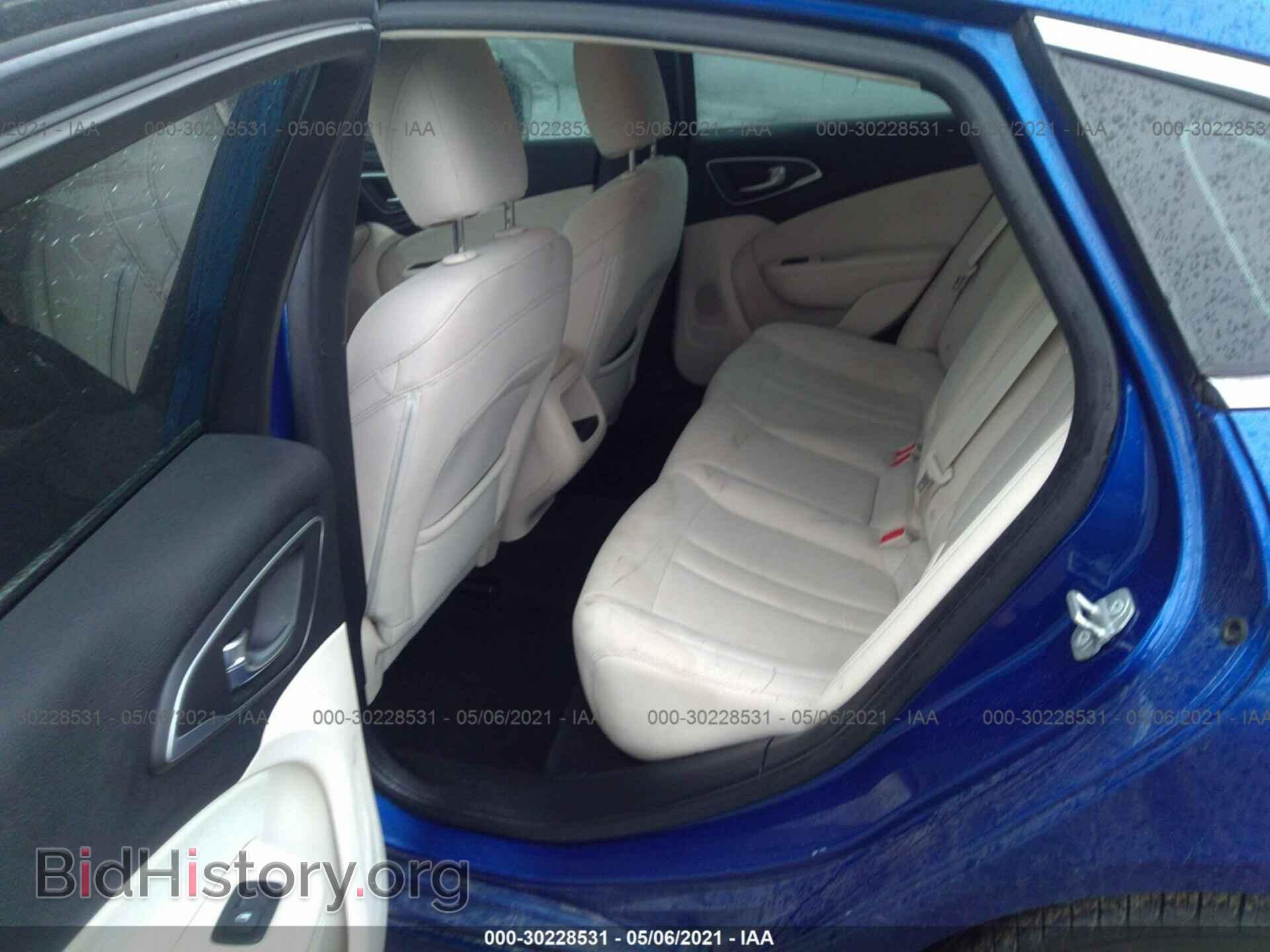 2015 CHRYSLER 200 - VIN: 1C3CCCAB2FN507732 - Фото 8