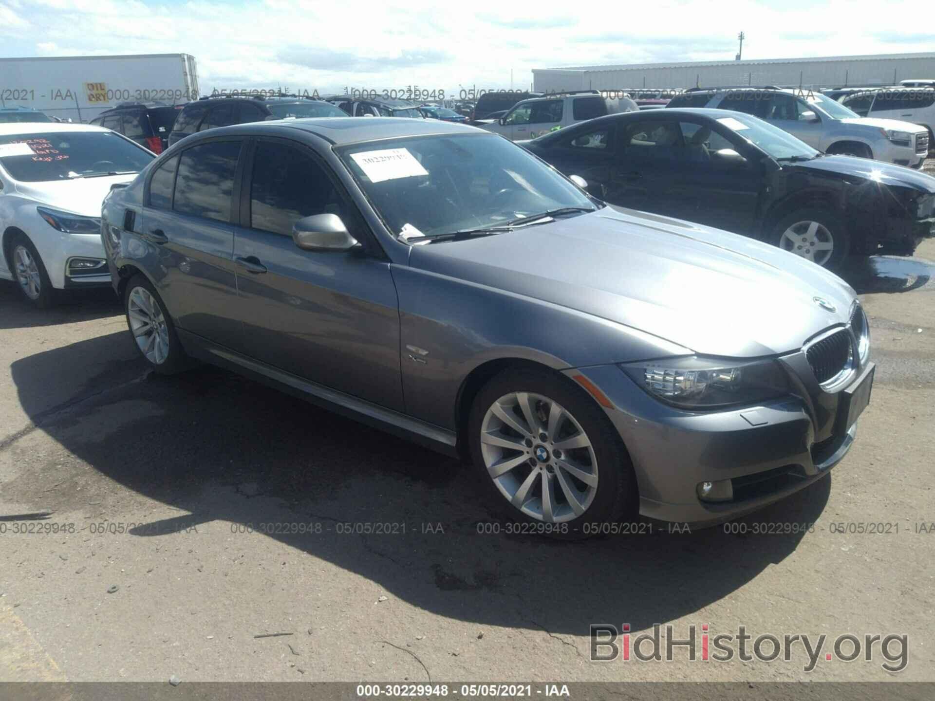 Photo WBAPK7C54BA463777 - BMW 3 SERIES 2011