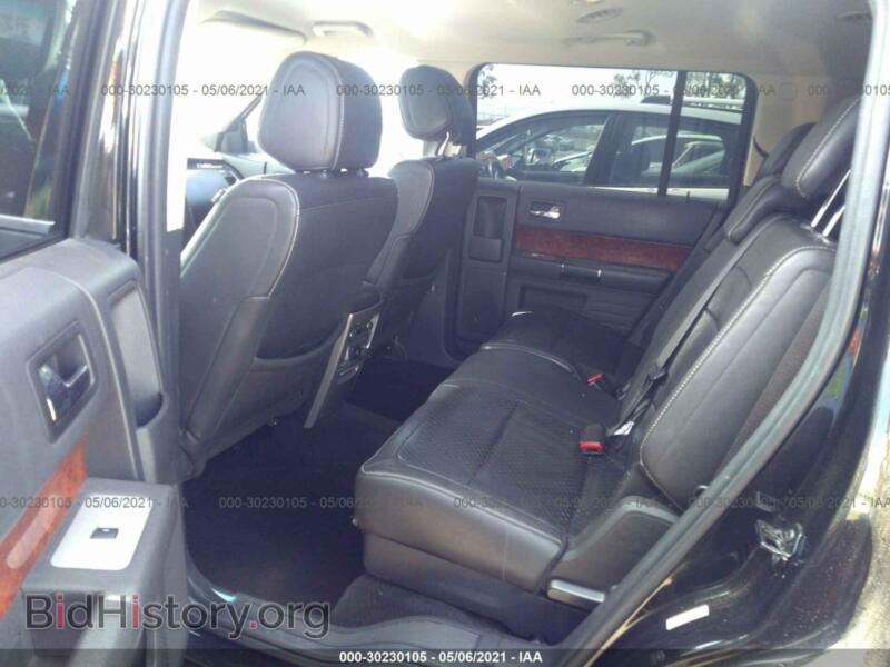 2011 Ford FLEX (VIN 2FMGK5DC2BBD03935) — фото 8 из 11