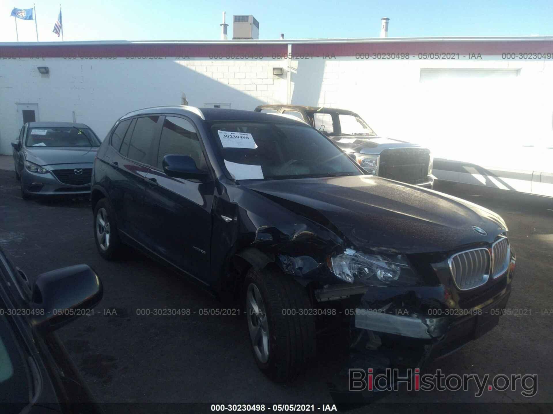 Photo 5UXWX5C50BL706475 - BMW X3 2011