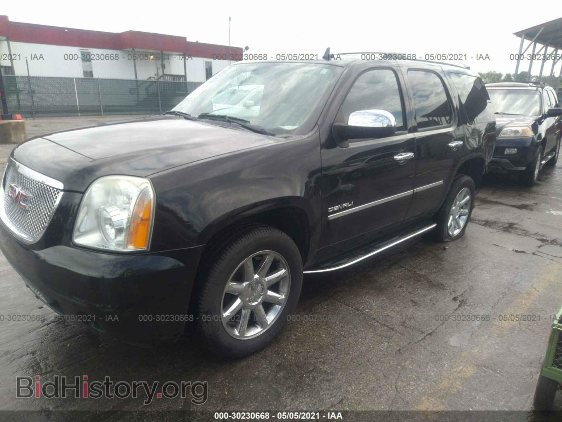 2012 GMC YUKON - VIN: 1GKS2EEF8CR261474 - Фото 2