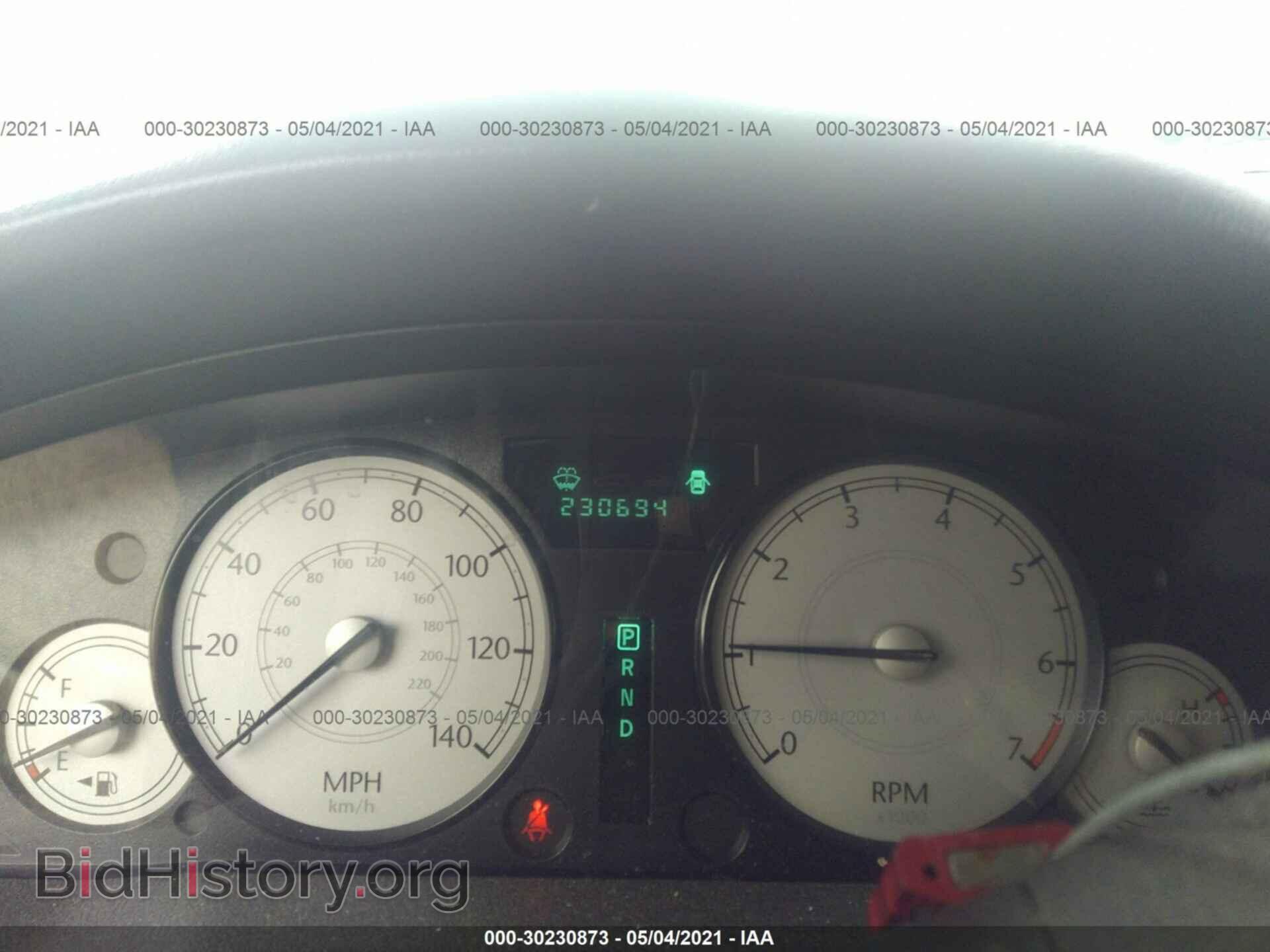 2007 CHRYSLER 300 - VIN: 2C3KA53G47H612417 - Фото 7