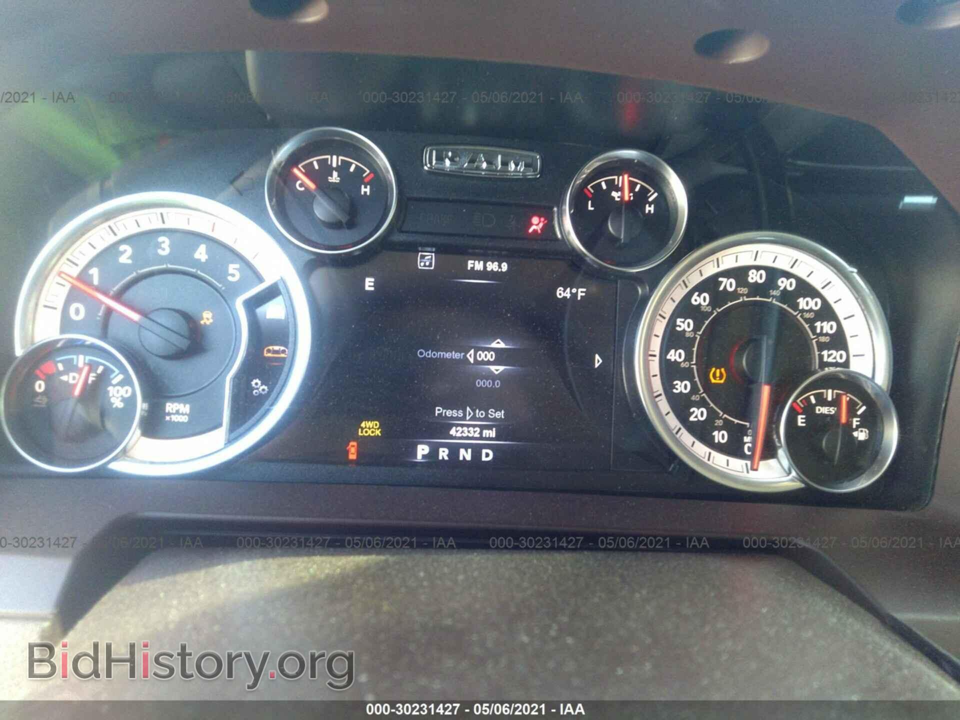 2017 RAM 2500 - VIN: 3C6UR5NL3HG738025 - Фото 7