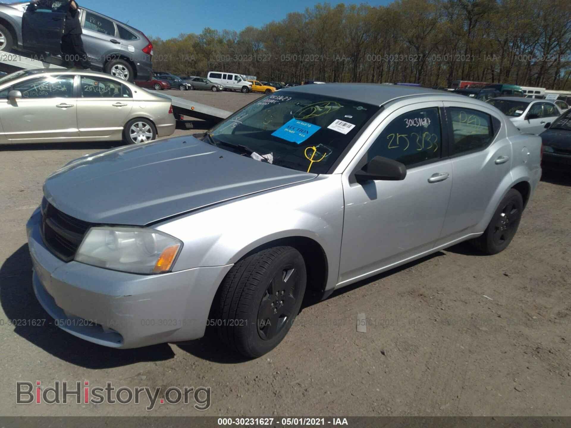 2010 DODGE AVENGER - VIN: 1B3CC4FB4AN103352 - Фото 2