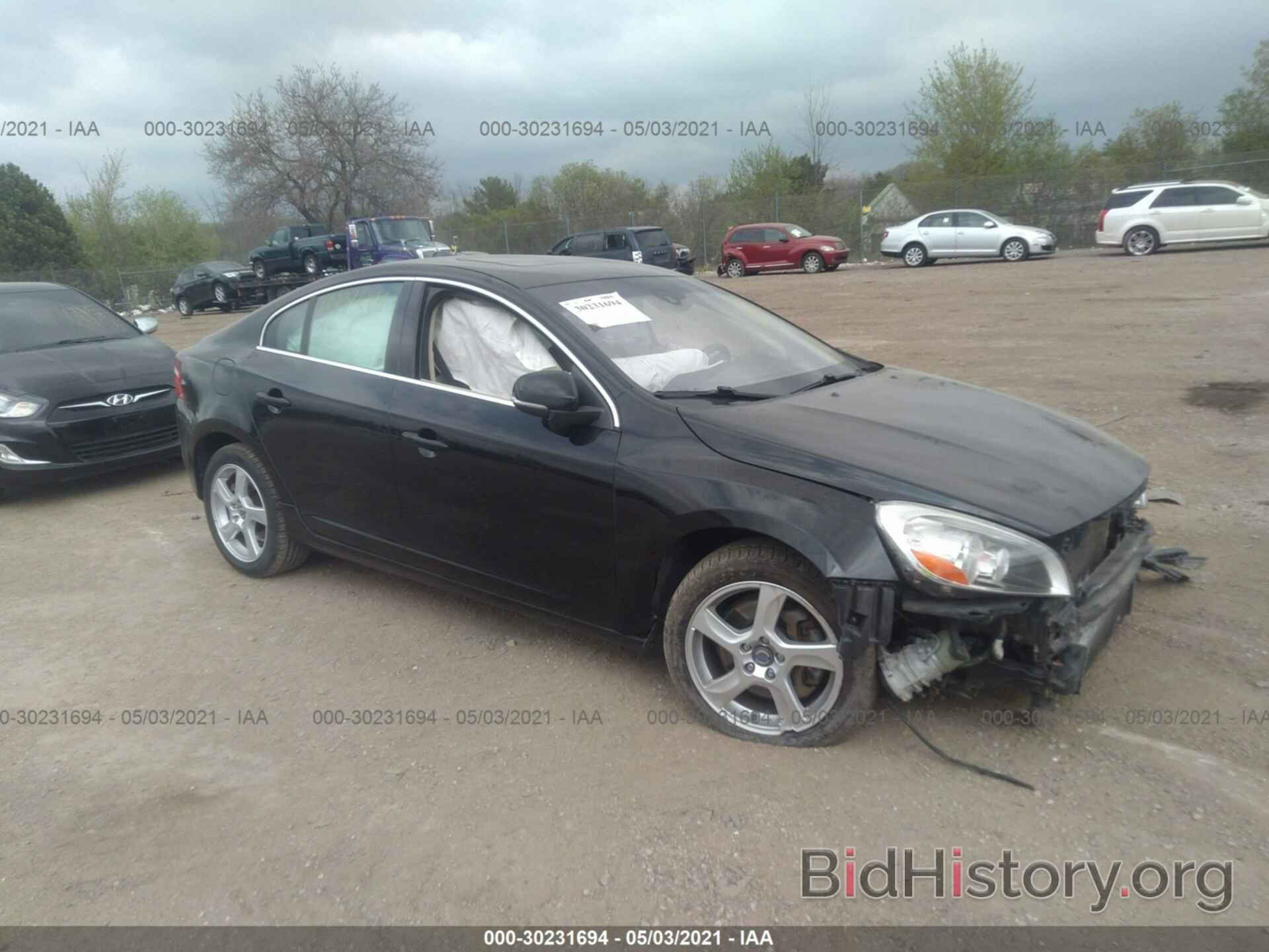 Photo YV1612FH3D2195788 - VOLVO S60 2013