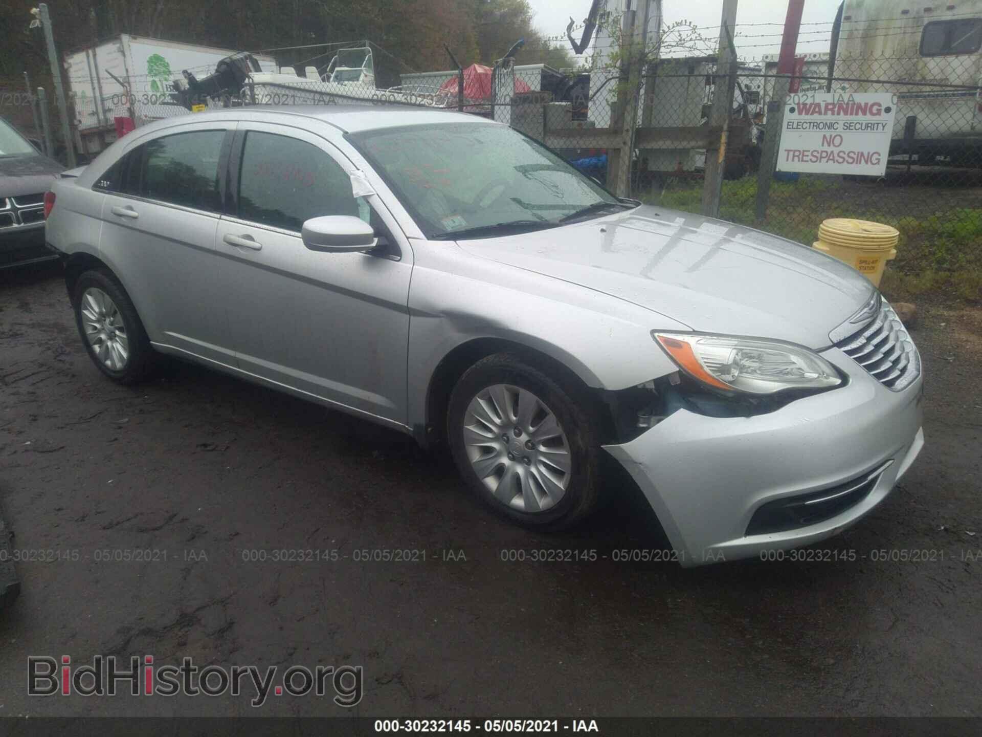 Фотография 1C3CCBABXCN100859 - CHRYSLER 200 2012