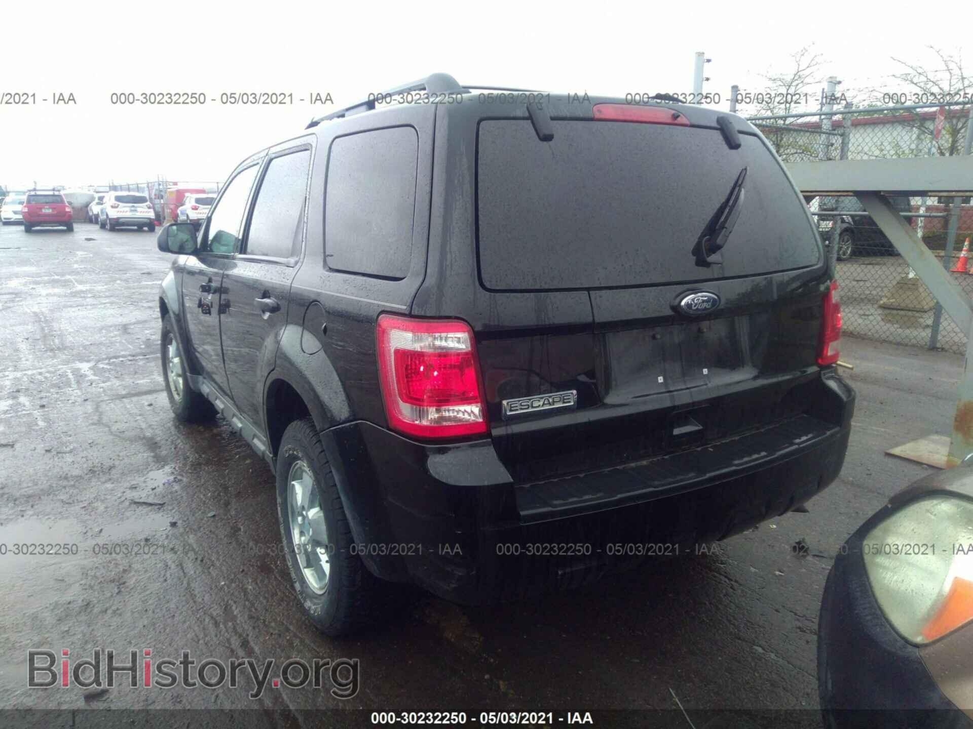 2011 FORD ESCAPE - VIN: 1FMCU9D72BKA51581 - Photo 3