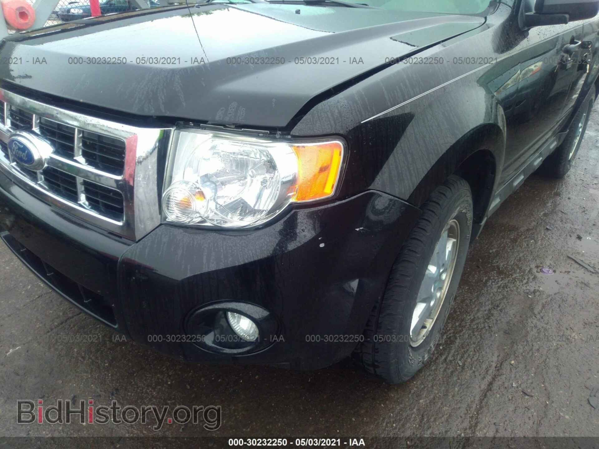 2011 FORD ESCAPE - VIN: 1FMCU9D72BKA51581 - Photo 6