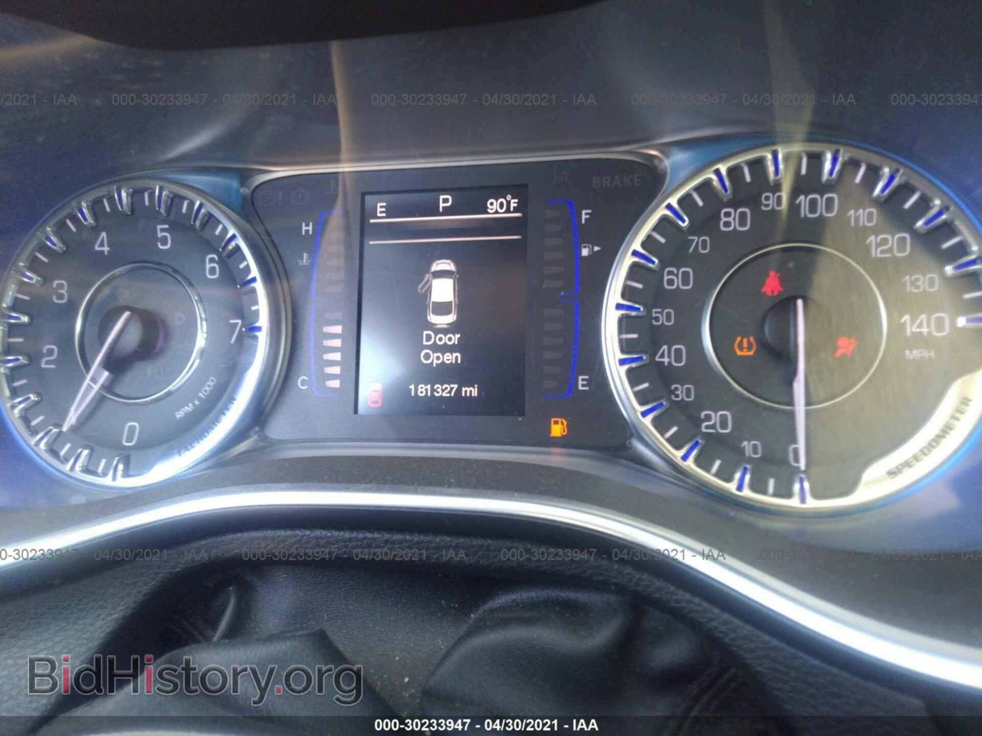 2015 CHRYSLER 200 - VIN: 1C3CCCAB7FN637134 - Фото 7