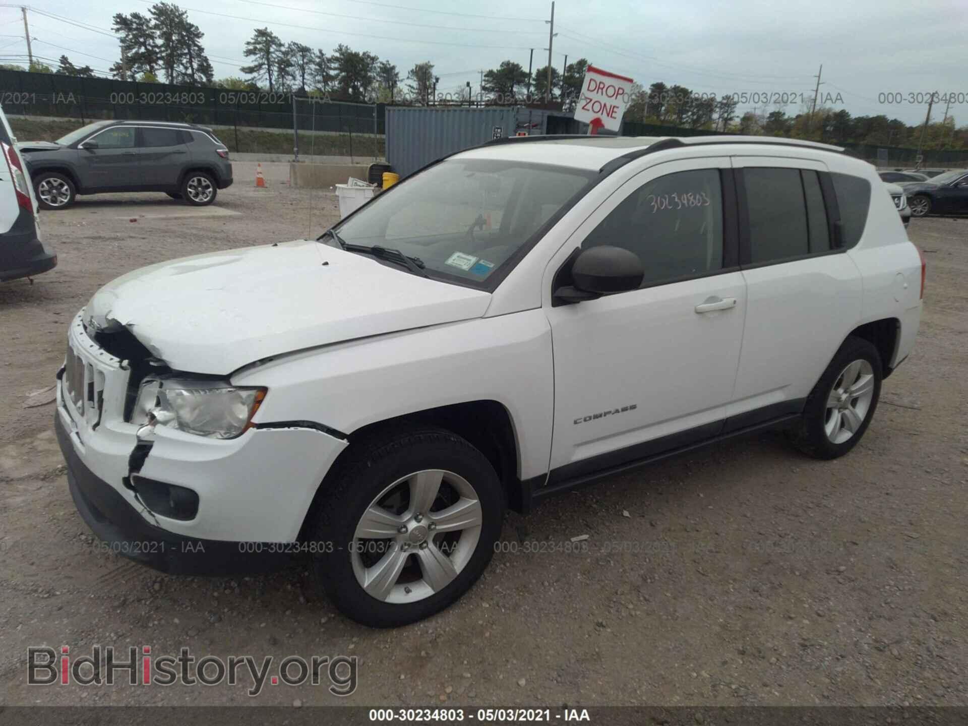 2011 JEEP COMPASS - VIN: 1J4NF1FB7BD281304 - Photo 2