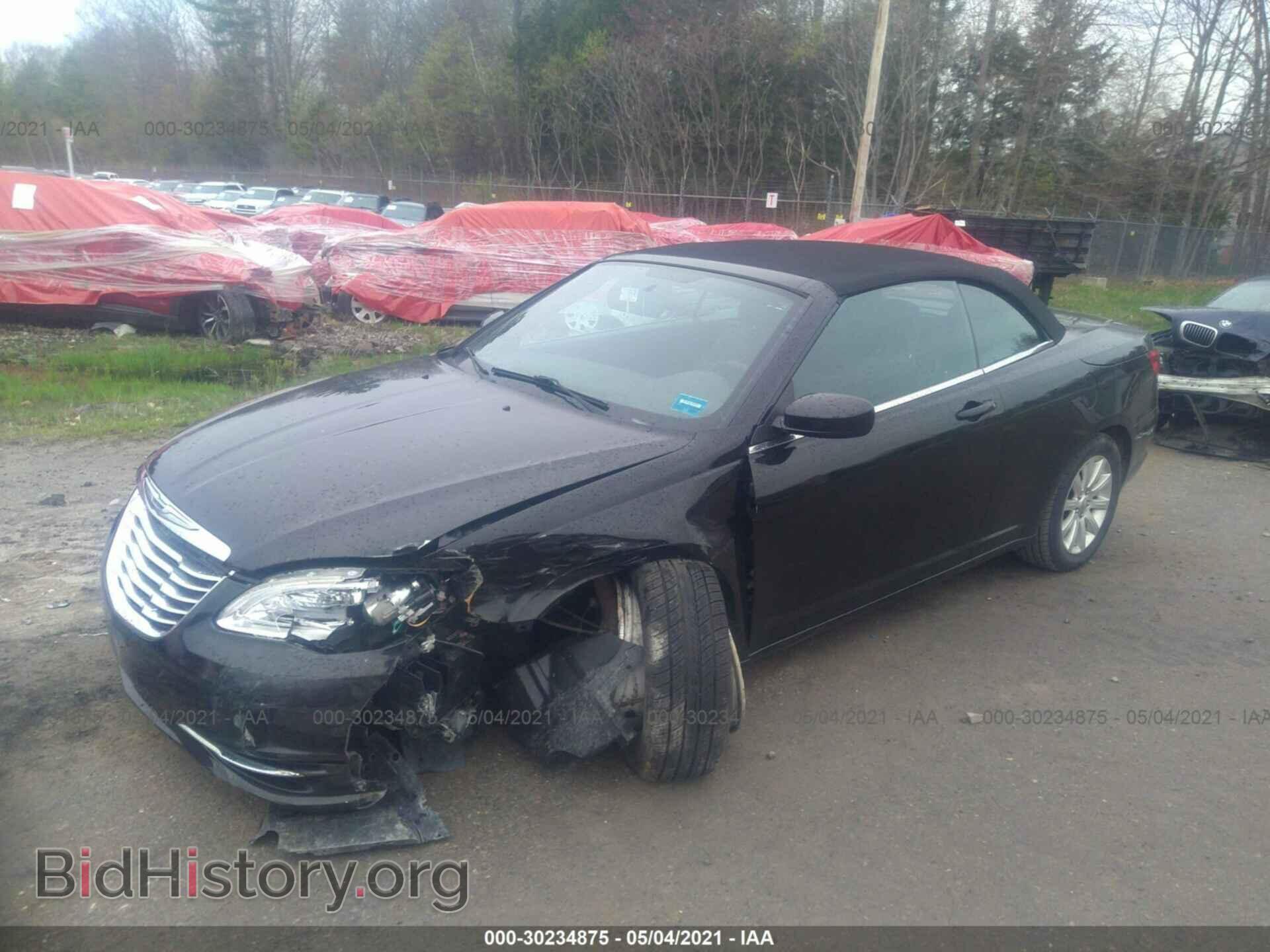 2012 CHRYSLER 200 - VIN: 1C3BCBEB1CN229742 - Photo 2
